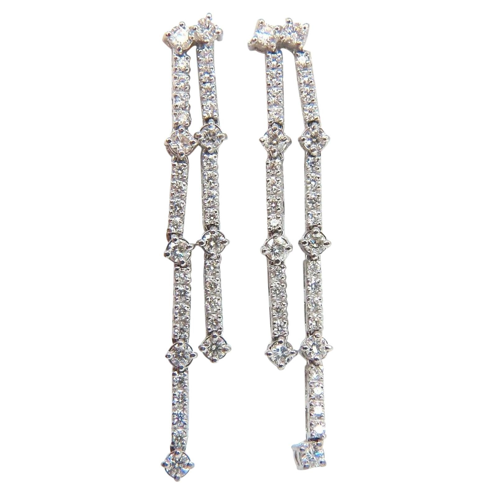 Pendants d'oreilles à deux rangées de diamants ronds naturels de 2,33 carats et à cinq niveaux tournés 14 carats poids total