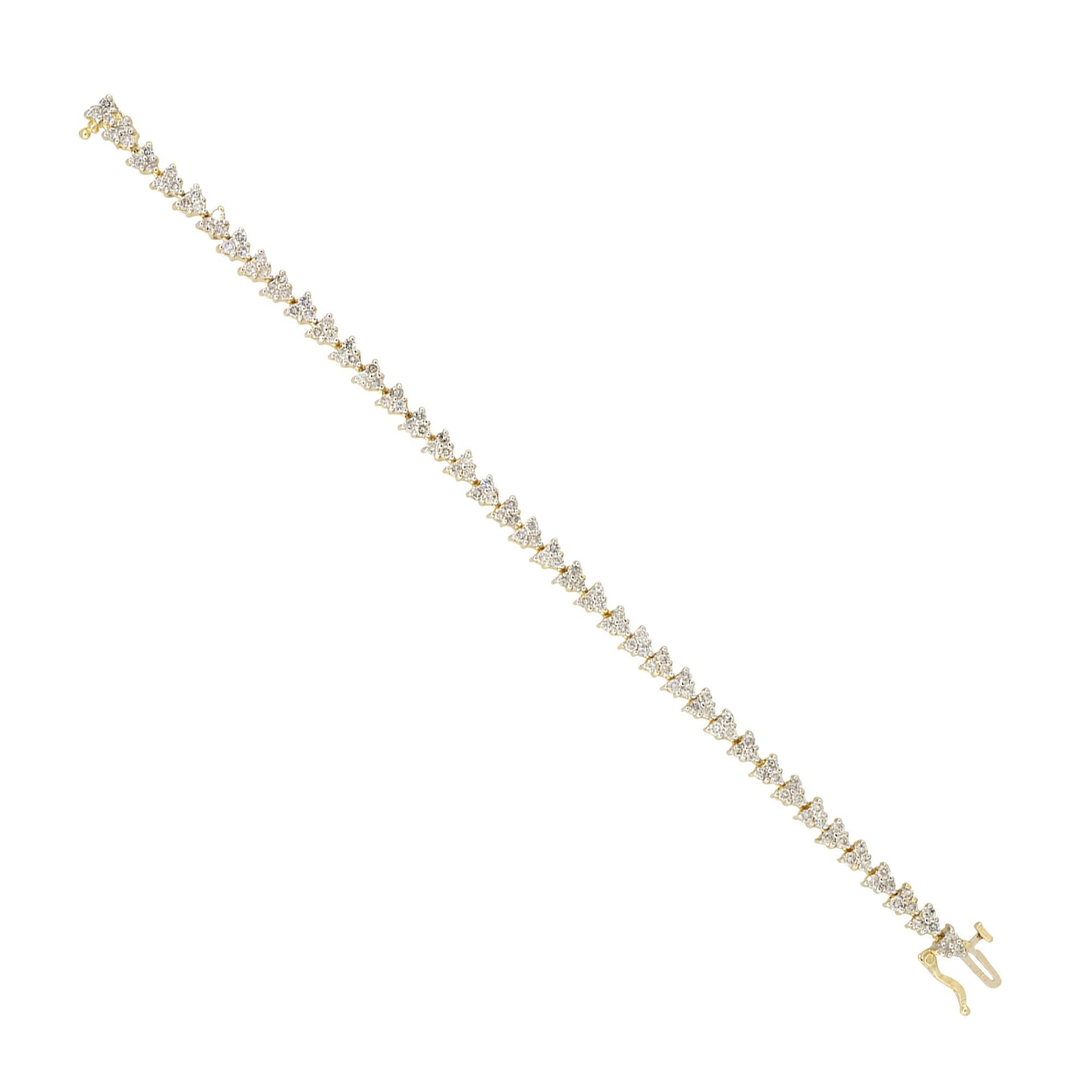 Women's 2.34 Carat Diamond Triangle Shaped Tennis Bracelet 14 Karat in Stock