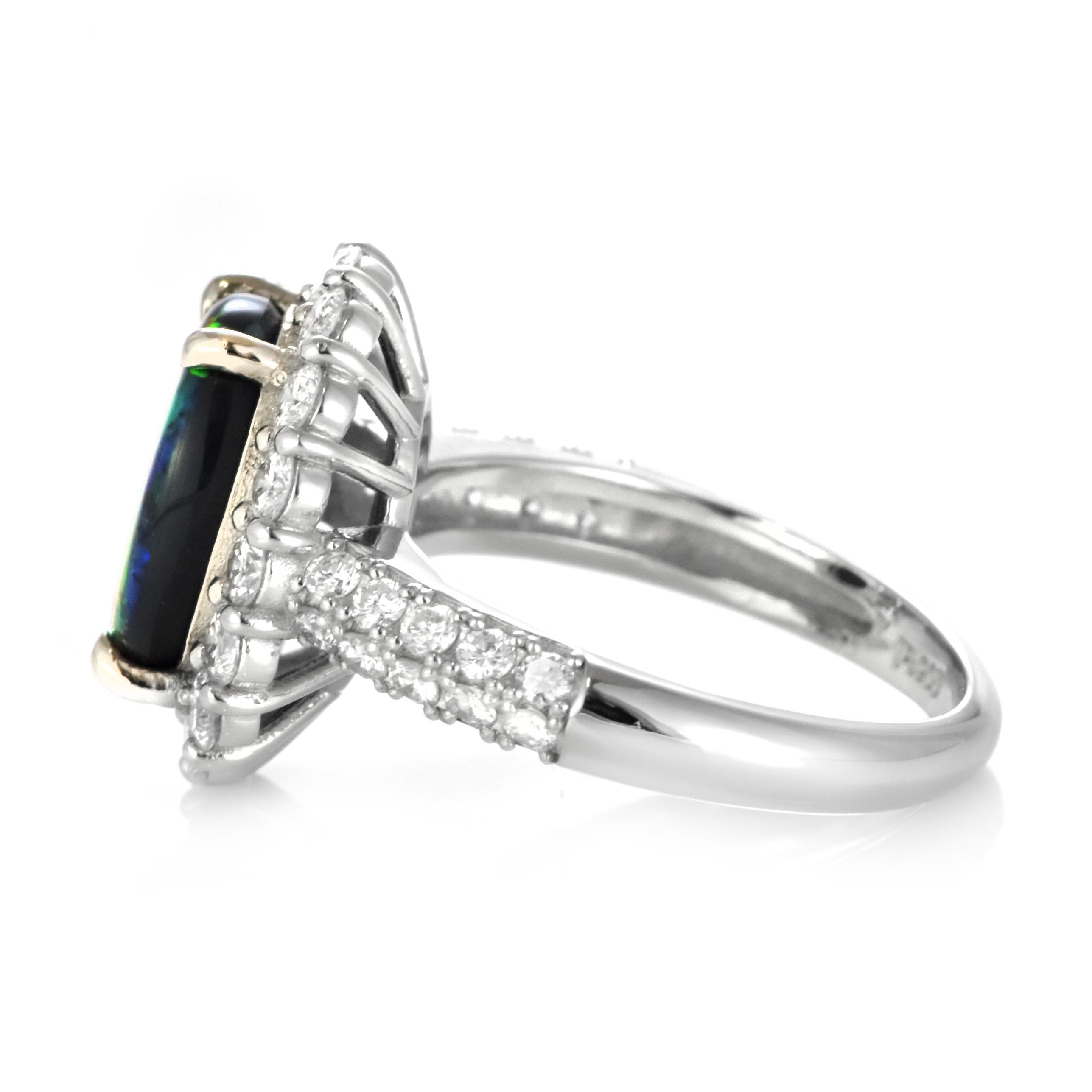 Donna Anello con Opale nero australiano e diamanti da 2.34 carati in platino in vendita