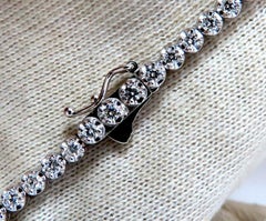 Pulsera tipo «tenis» con diamantes naturales de 2,34 quilates, de oro de 14 quilates, modelo Classic Riviera*