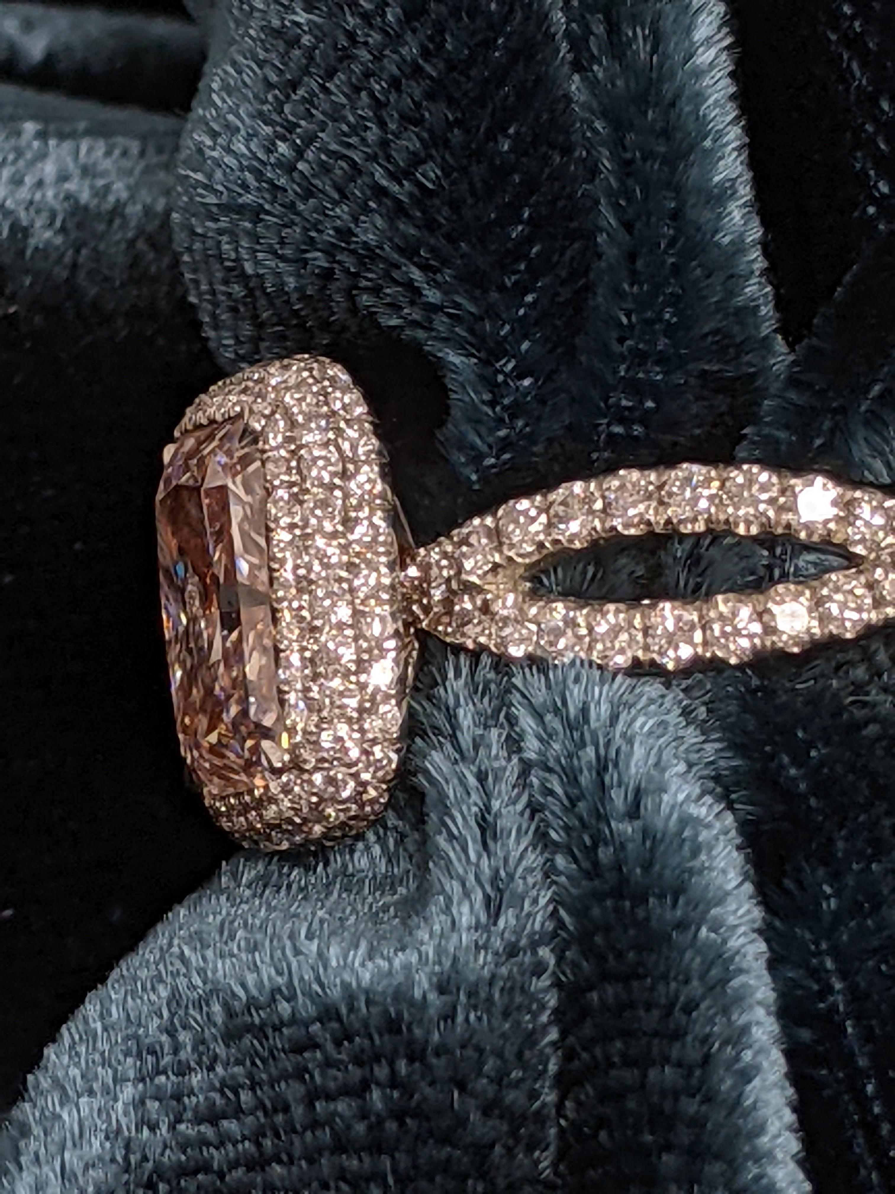 Contemporary 2.34 Carat Very Light Pink Radiant Diamond Internally Flawless in Platinum, GIA