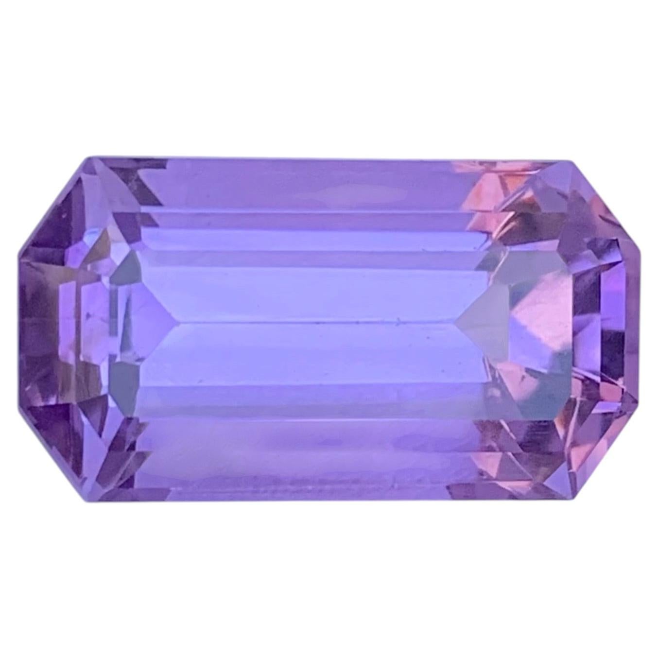 23.45 Carats Natural Loose Amethyst Gemstone Emerald Cut For Sale