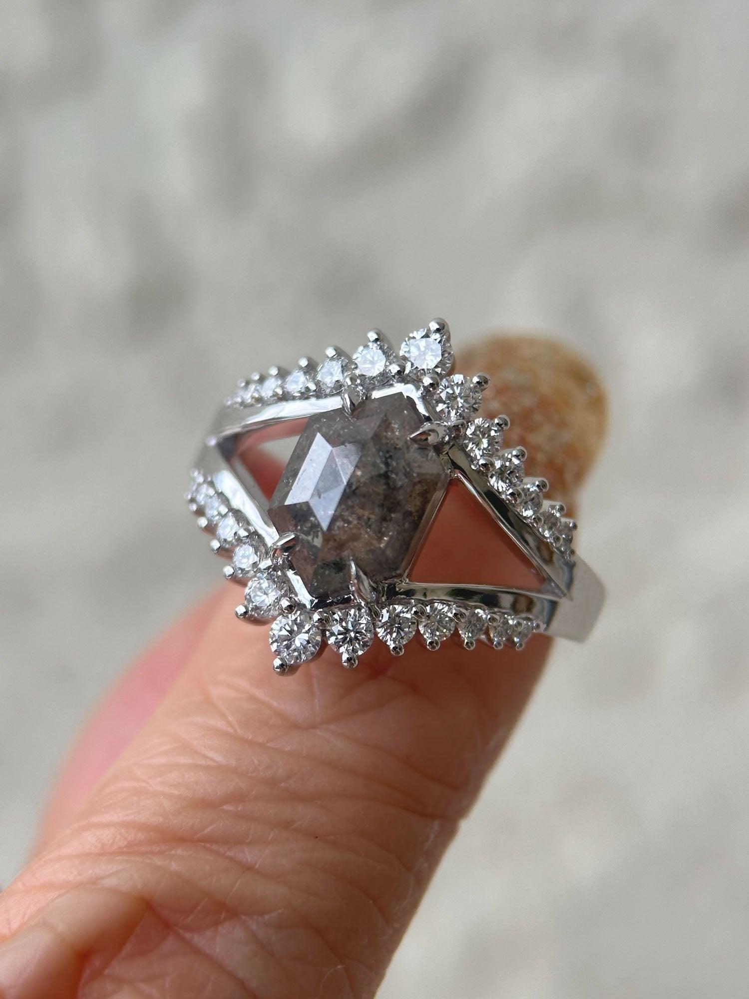2.34ct Hexagon Salt and Pepper Diamond Engagement Ring 14K White Gold R6595 In New Condition In Osprey, FL