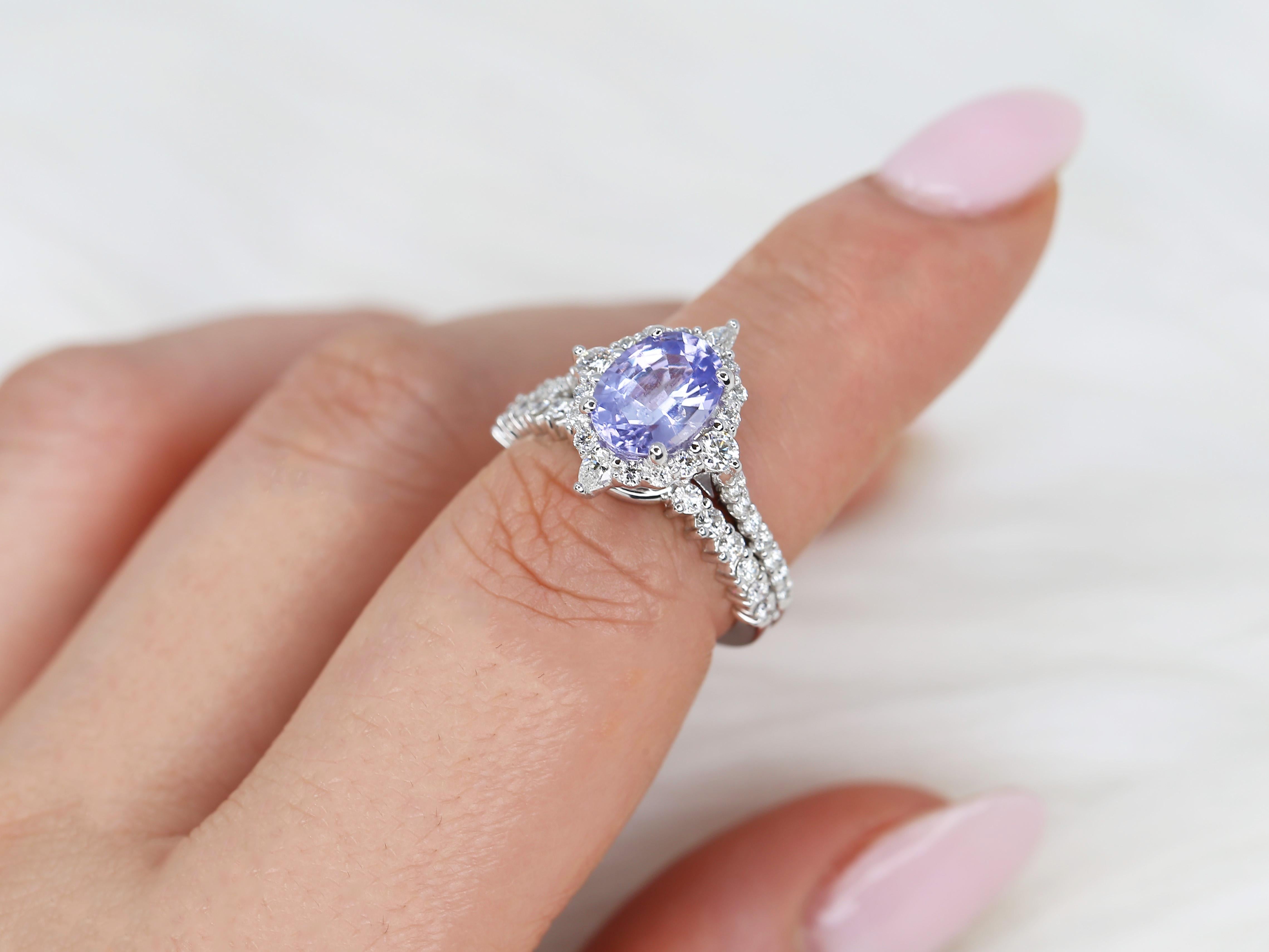 2.34ct Jadis 14kt White Gold Lavender Sapphire Diamond Compass Halo Bridal Set In New Condition For Sale In Chicago, IL