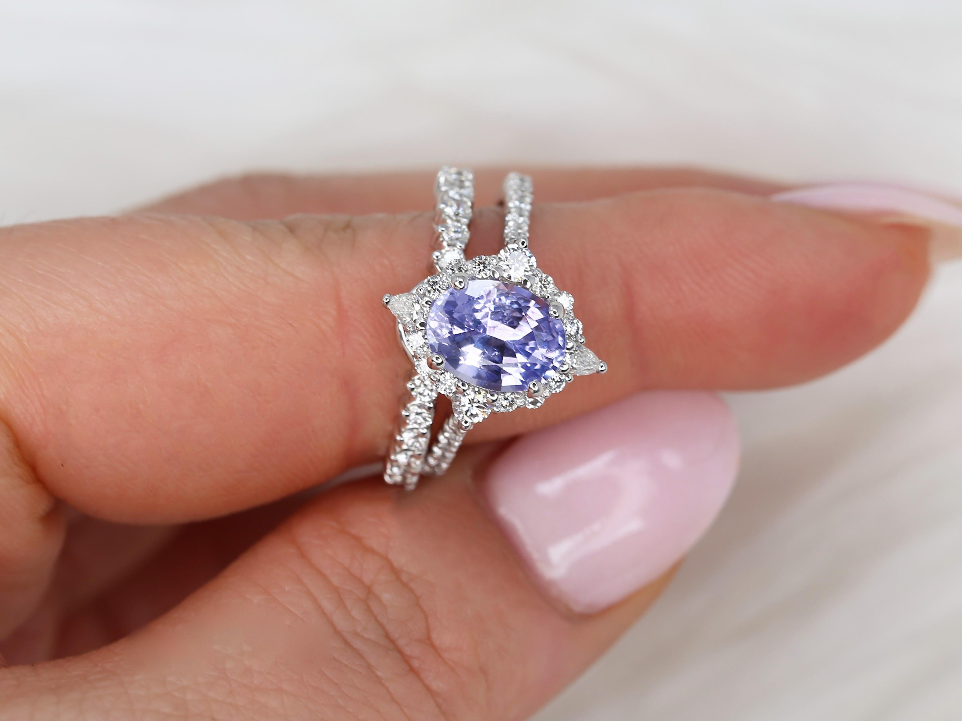 2.34ct Jadis 14kt White Gold Lavender Sapphire Diamond Compass Halo Bridal Set For Sale 1