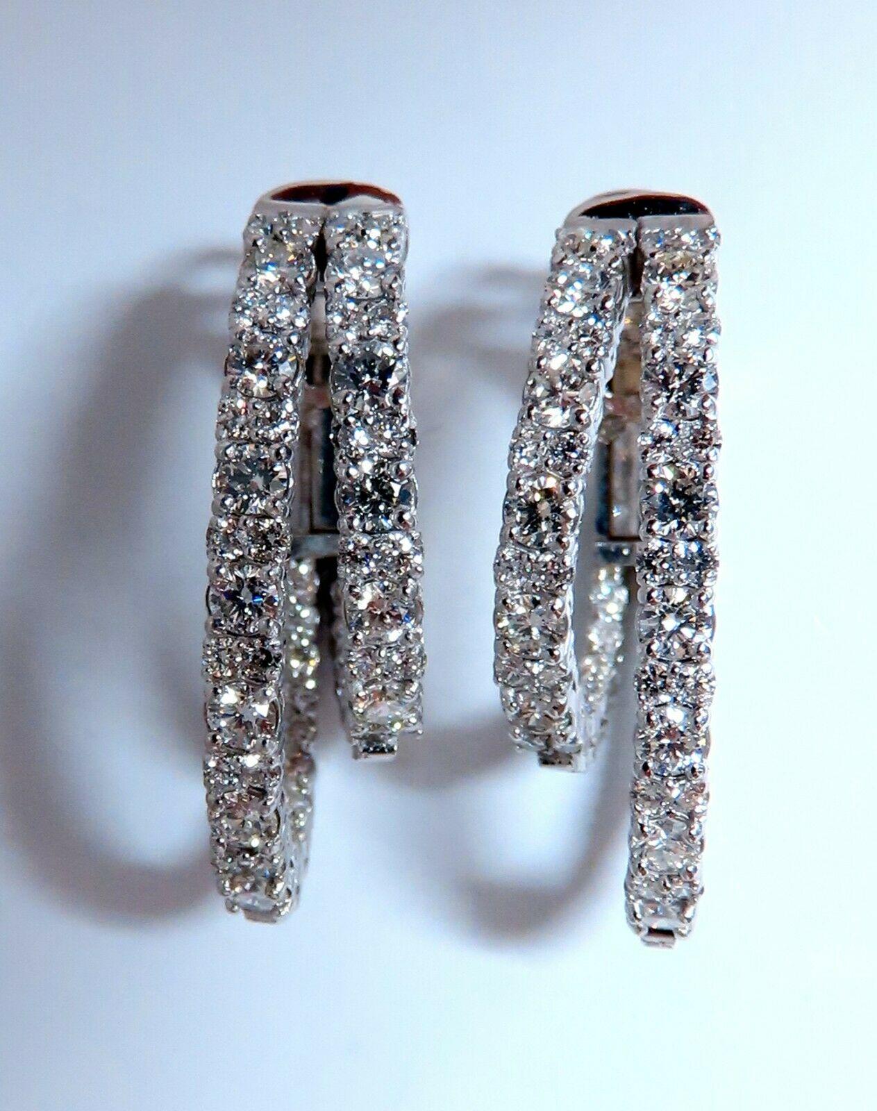 Inside Out, Double Hoop Earrings

2.34ct. Natural diamonds  

Rounds, Full cut brilliants.

G- color Vs-2 Clarity. 

Excellent detail.

14kt. white gold

8.7 grams

1.08 inch long

Lever Closure

$9000 Appraisal Certificate will accompany.