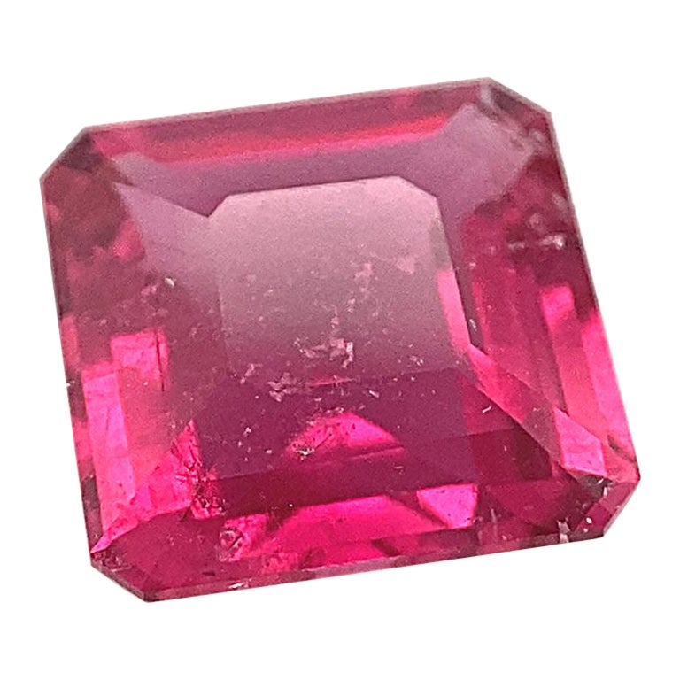 2.34ct Quadratischer lila rosa Turmalin in Violett