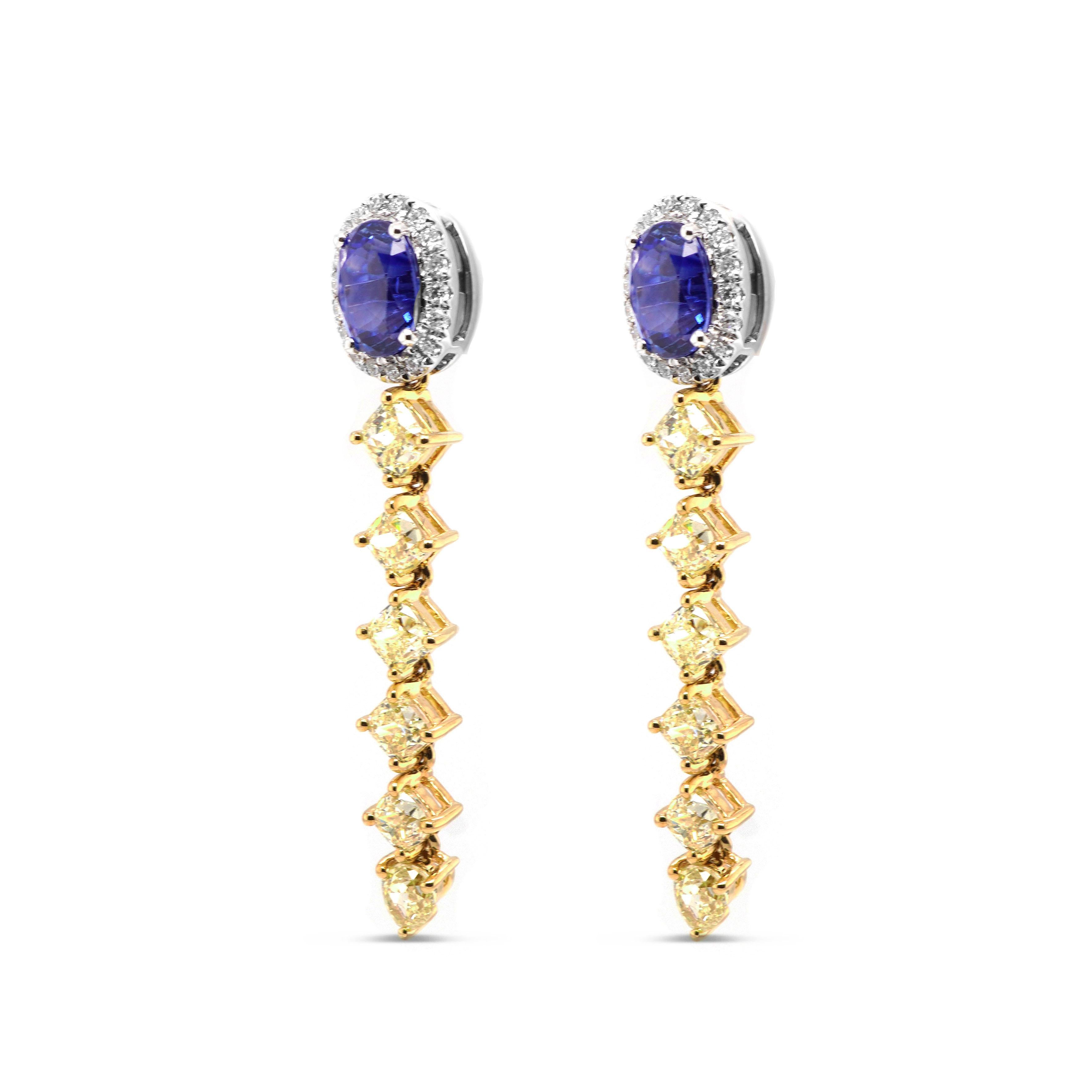 A must wear for all Cocktail events, this beautiful dangle earring consists of 2.35 carat of fancy intense yellow diamond and 2.01 carat of vivid blue sapphire from Sri Lanka. The earring is also studded with 0.22 carats of white brilliant round