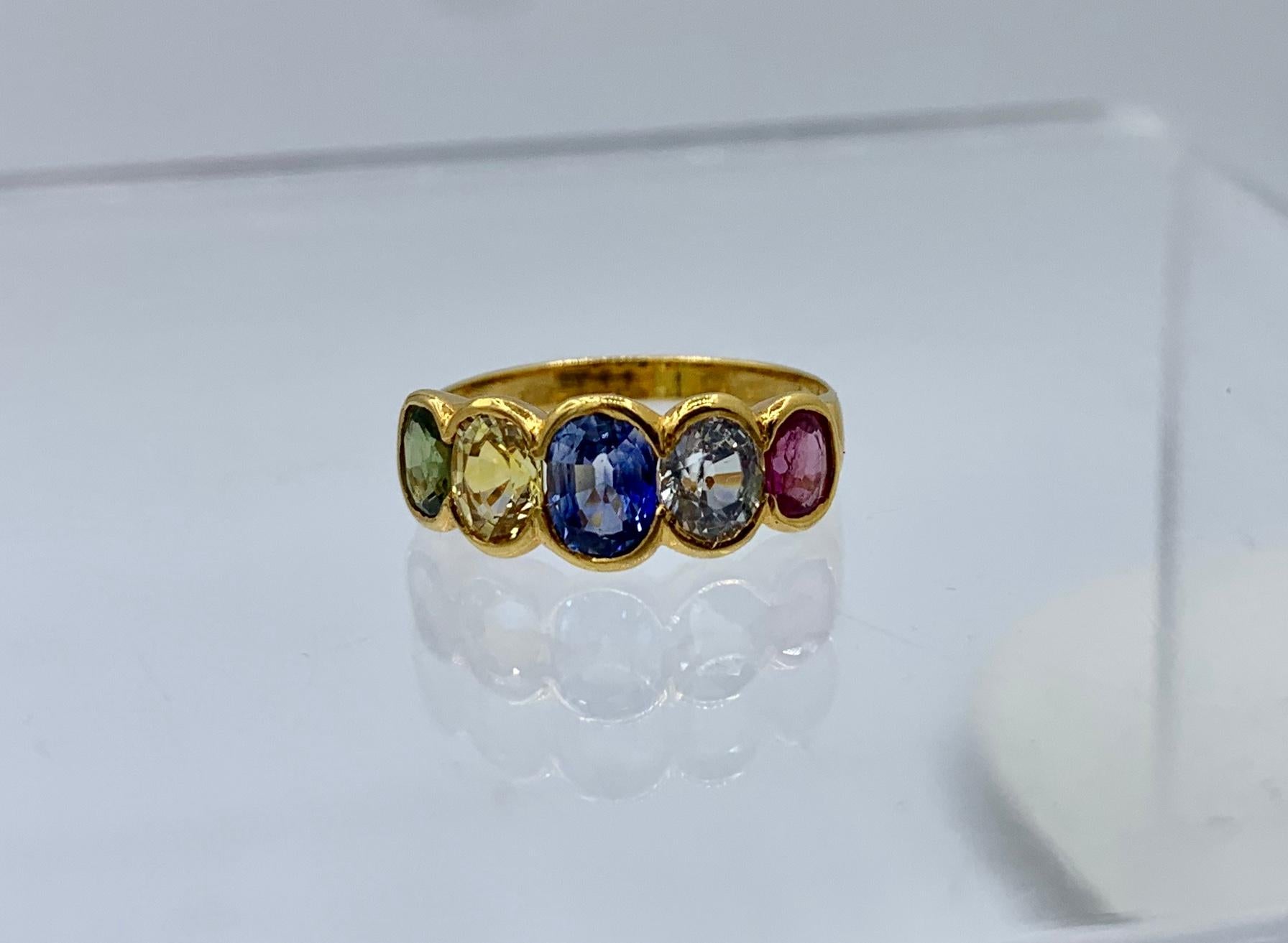 Retro 2.35 Carat Multicolor Sapphire Ring Green Yellow Blue Pink Sapphires Gold For Sale