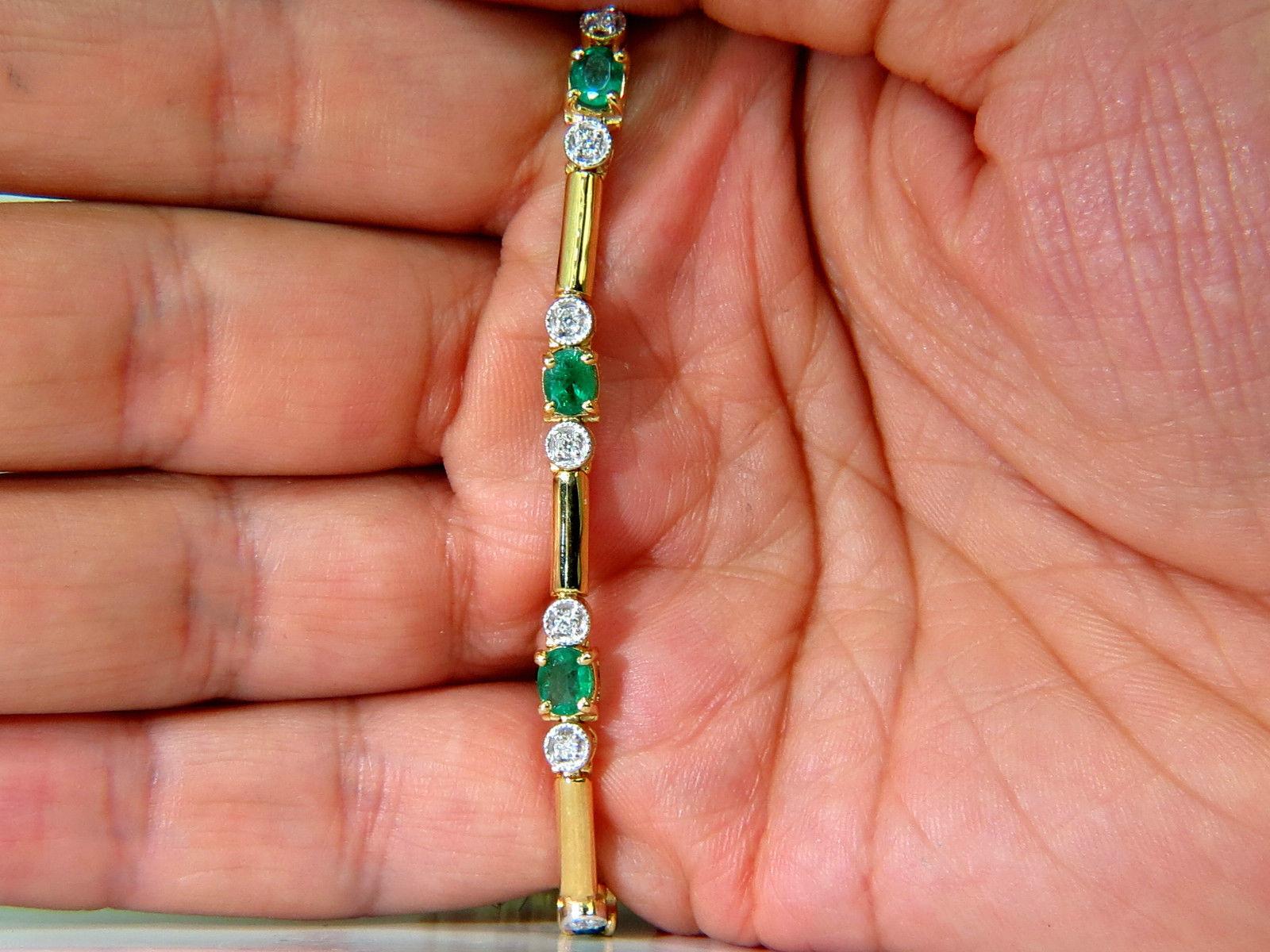 2.35 Carat Natural Emeralds Solid Bar Link Deco Diamonds Bracelet 14 Karat In New Condition In New York, NY