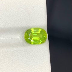 2,35 Carati di pietra verde sfusa naturale Greene & Greene Stone a forma ovale del Madagascar