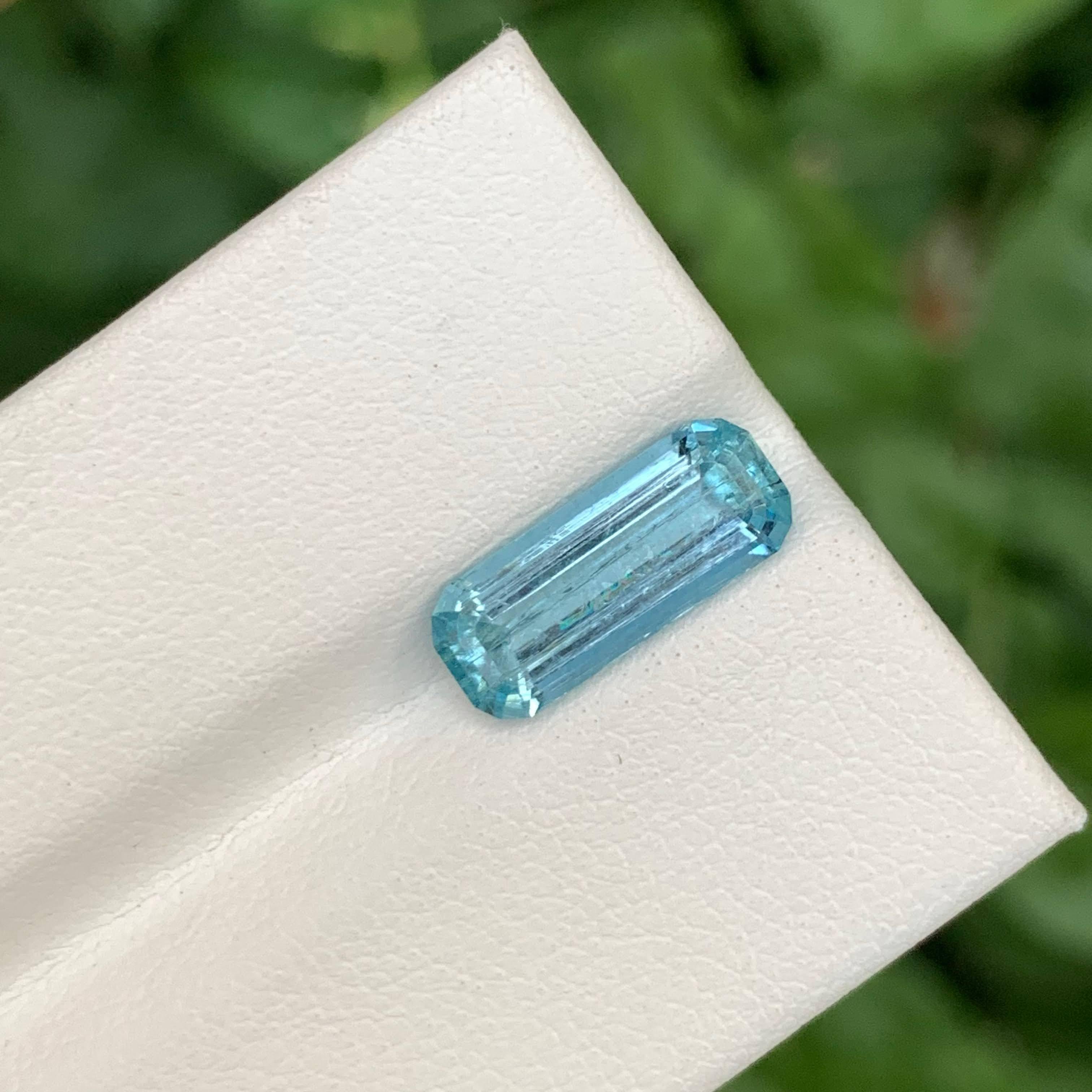 2,35 Karat natürlicher loser intensiver blauer Aquamarin Smaragdschliff nigerianischer Edelstein im Angebot 4