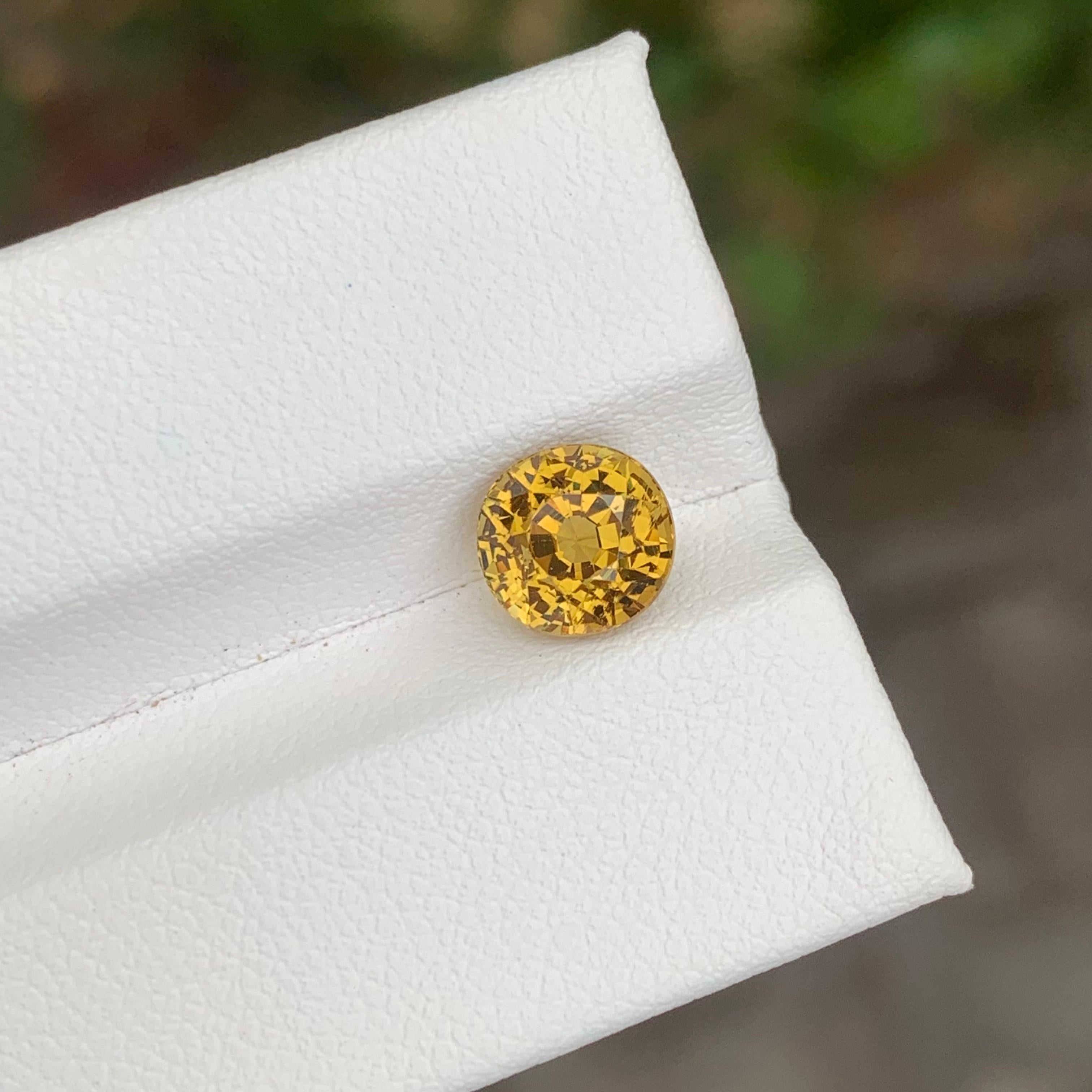 2.35 Carat Natural Loose Mali Garnet Round Shape Gemstone Mali’s Gemstone For Sale 5