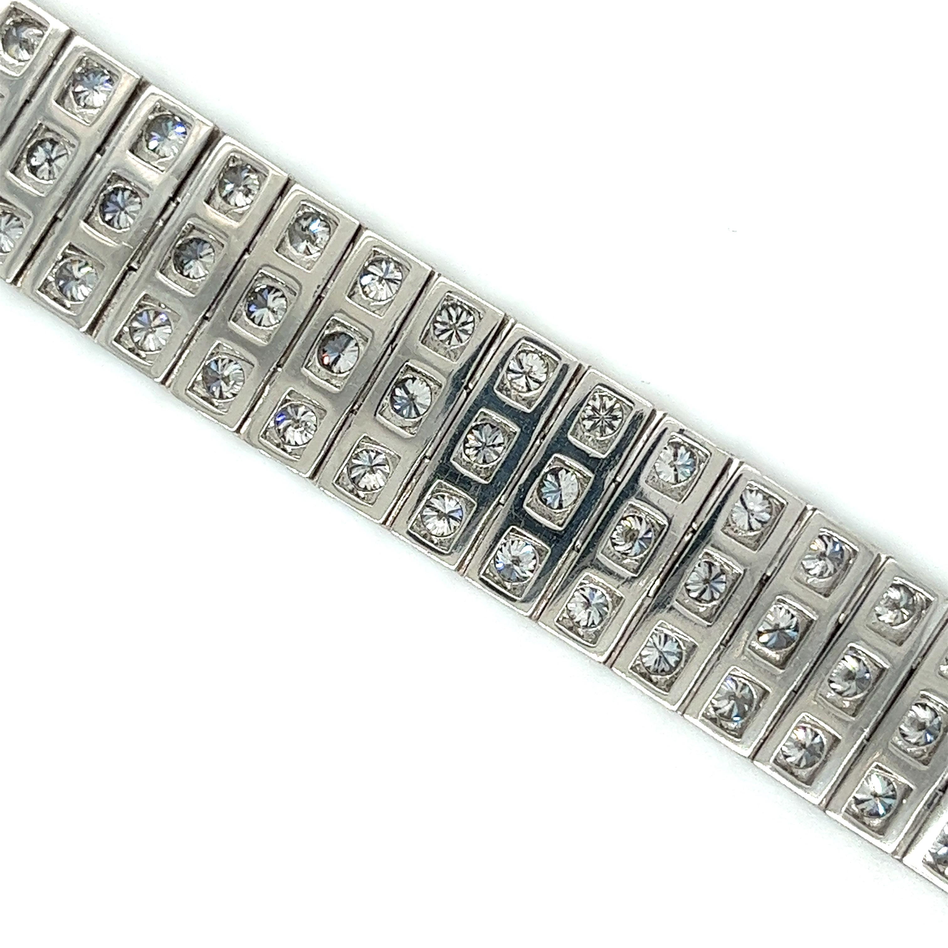23.5 Carat Natural Round Cut Diamond 3 Row Box Set Multi Link Bracelet In New Condition For Sale In Miami, FL