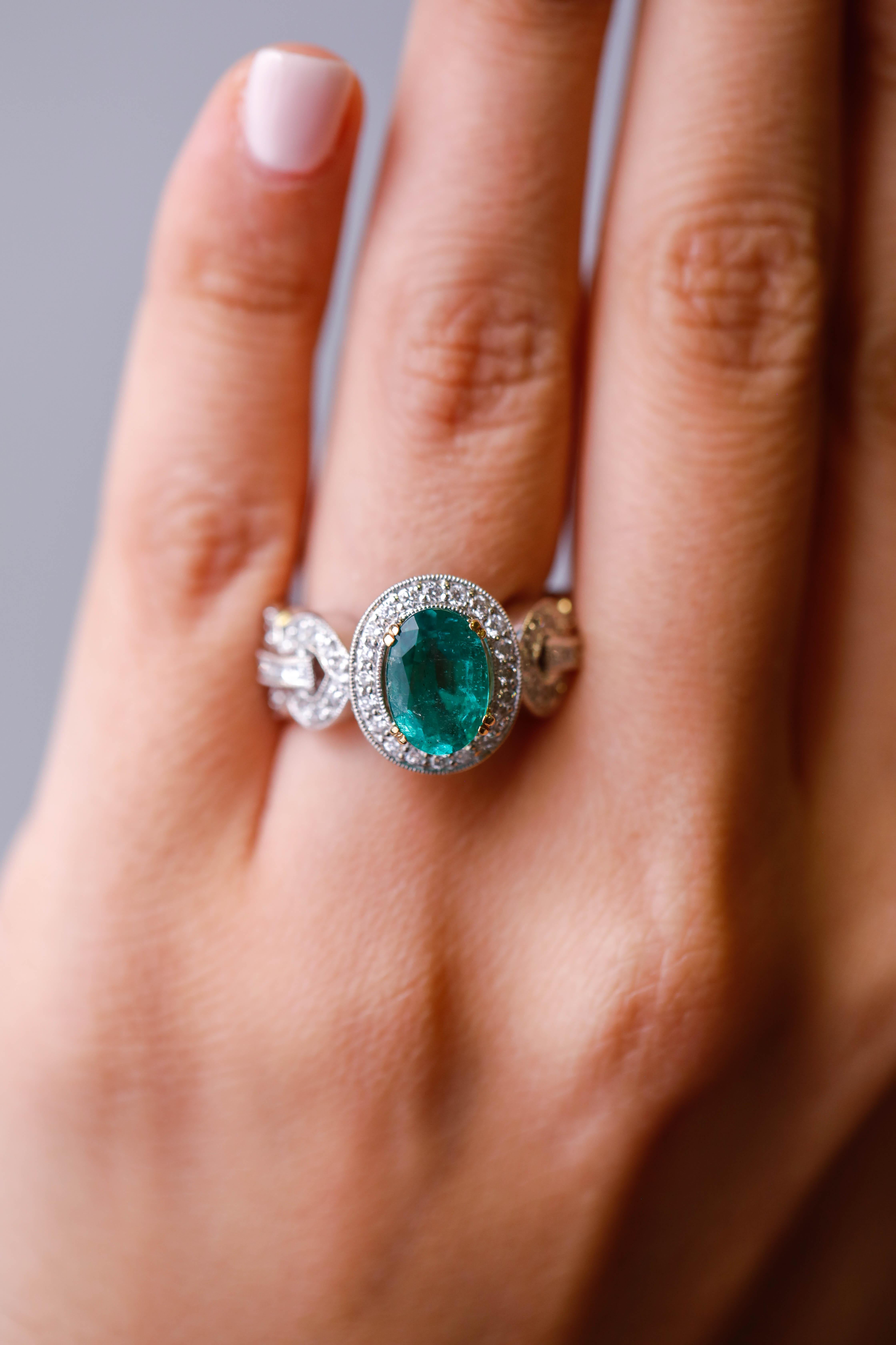 Women's 2.35 Carat Oval Cut Emerald Vintage Style Ring Diamond 14 Kt White Gold Jewelry