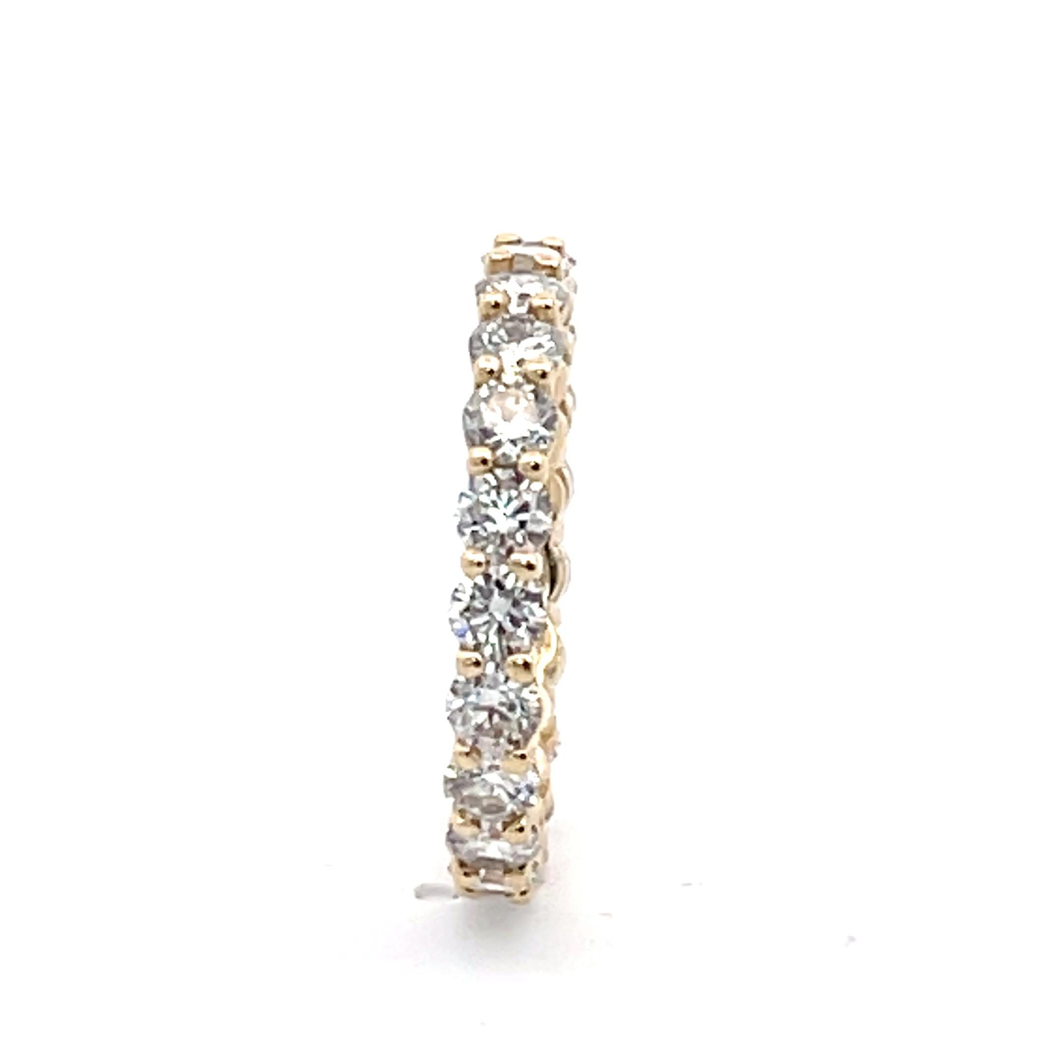 Round Cut 2.35 Carat Round Brilliant Cut Diamond Eternity Wedding Band in Yellow Gold For Sale