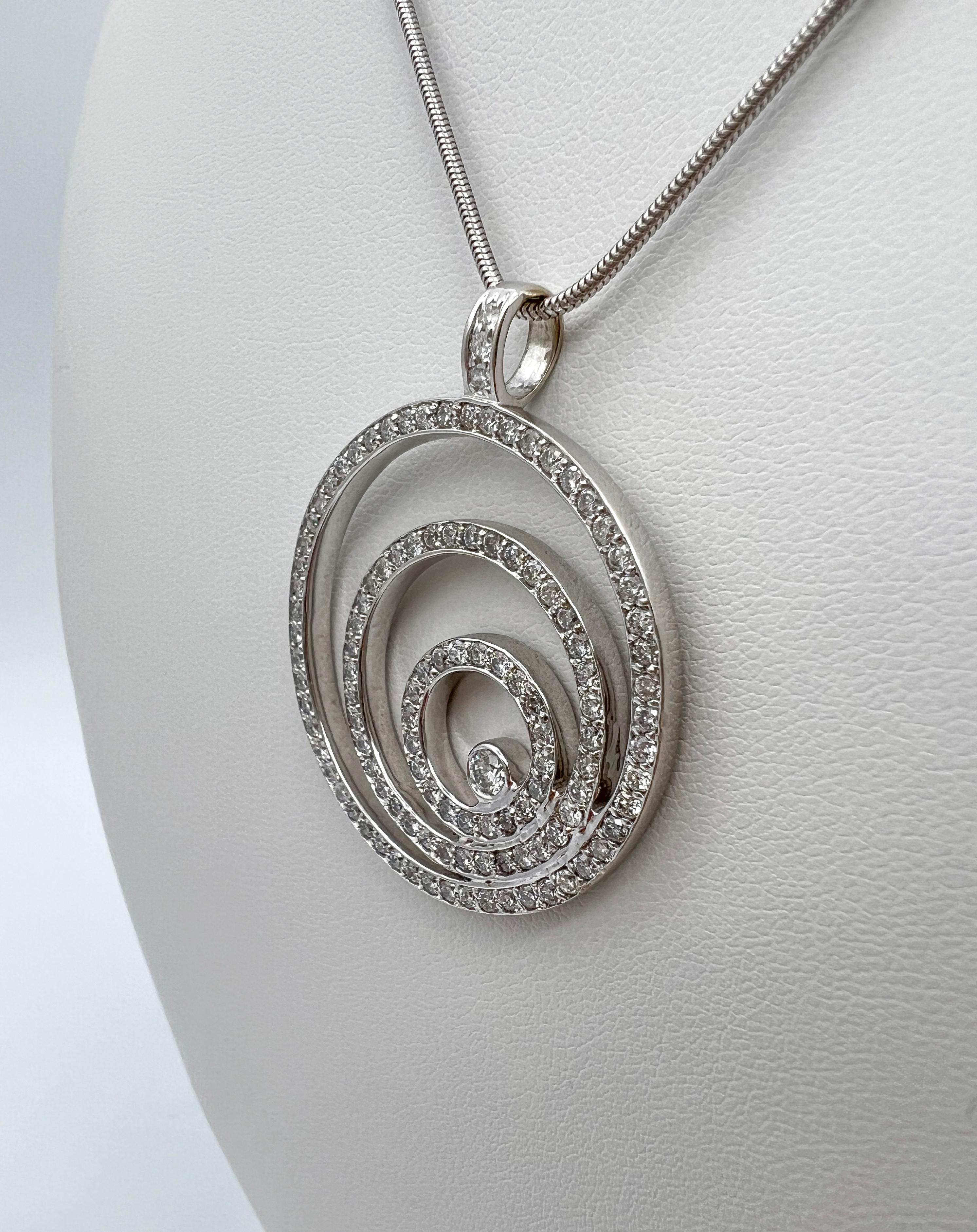 2.35 Carat Round Triple Circle Diamond Pendant Necklace In New Condition For Sale In New York, NY