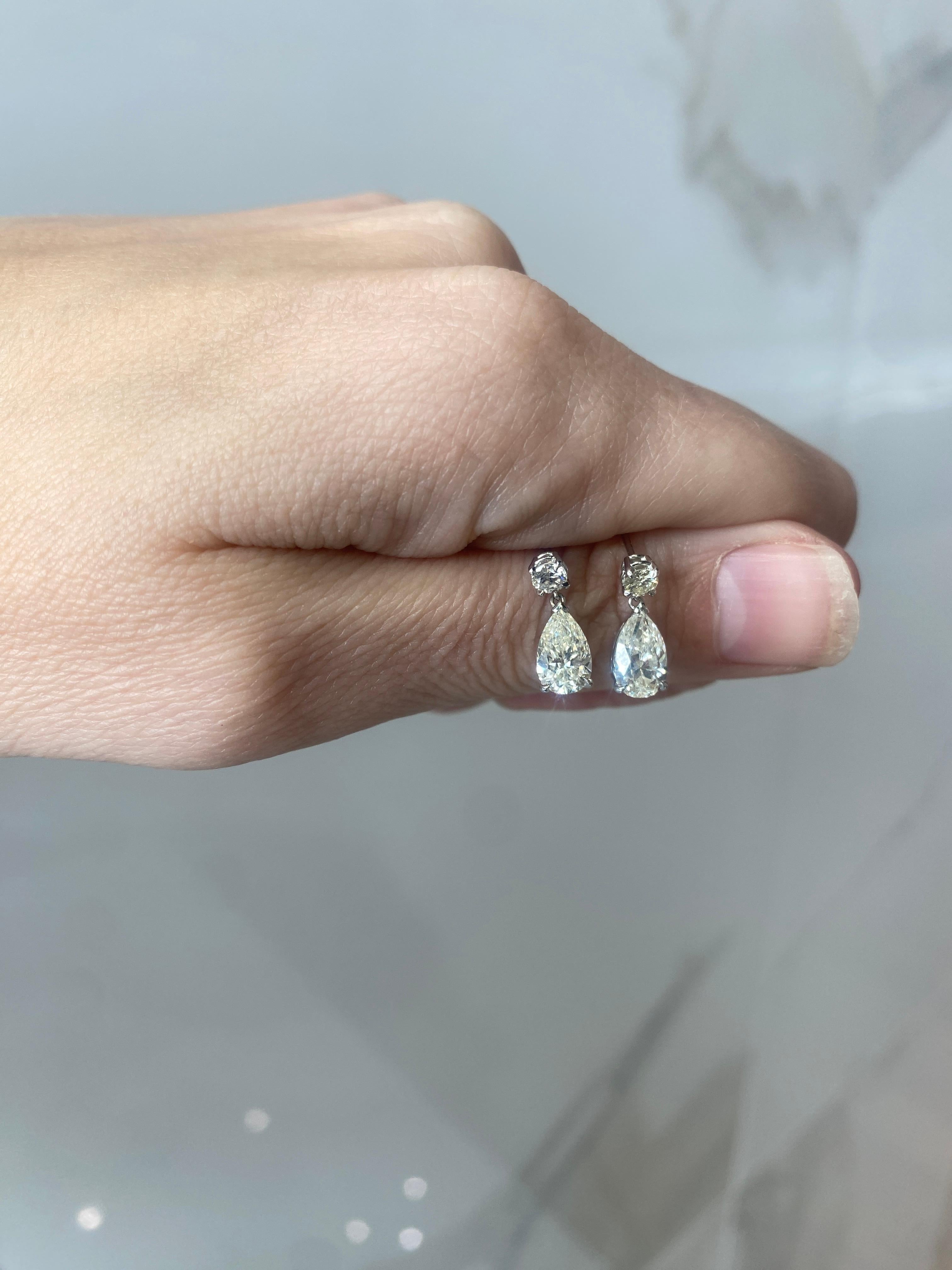 2.35 Carat Total Weight Pear Shaped Diamond Dangle Earrings, 14 Karat White Gold For Sale 7