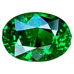 2.35 carats Green Tsavorite Garnet Stone Oval Cut Kenyan Gemstone