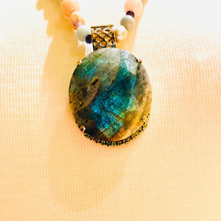 235 Carat Labradorite and Tsavorite Pendant In New Condition For Sale In New York, NY