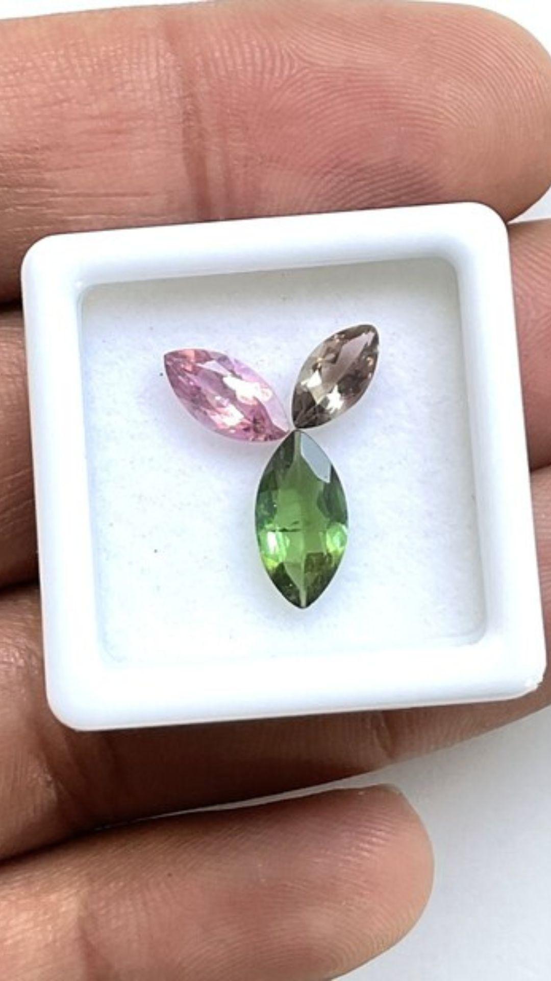 Gemstone - Tourmaline
Weight- 2.35 Carats
Shape - Marquise
Size - 8x4 to 11x5.5 MM
Pieces - 3