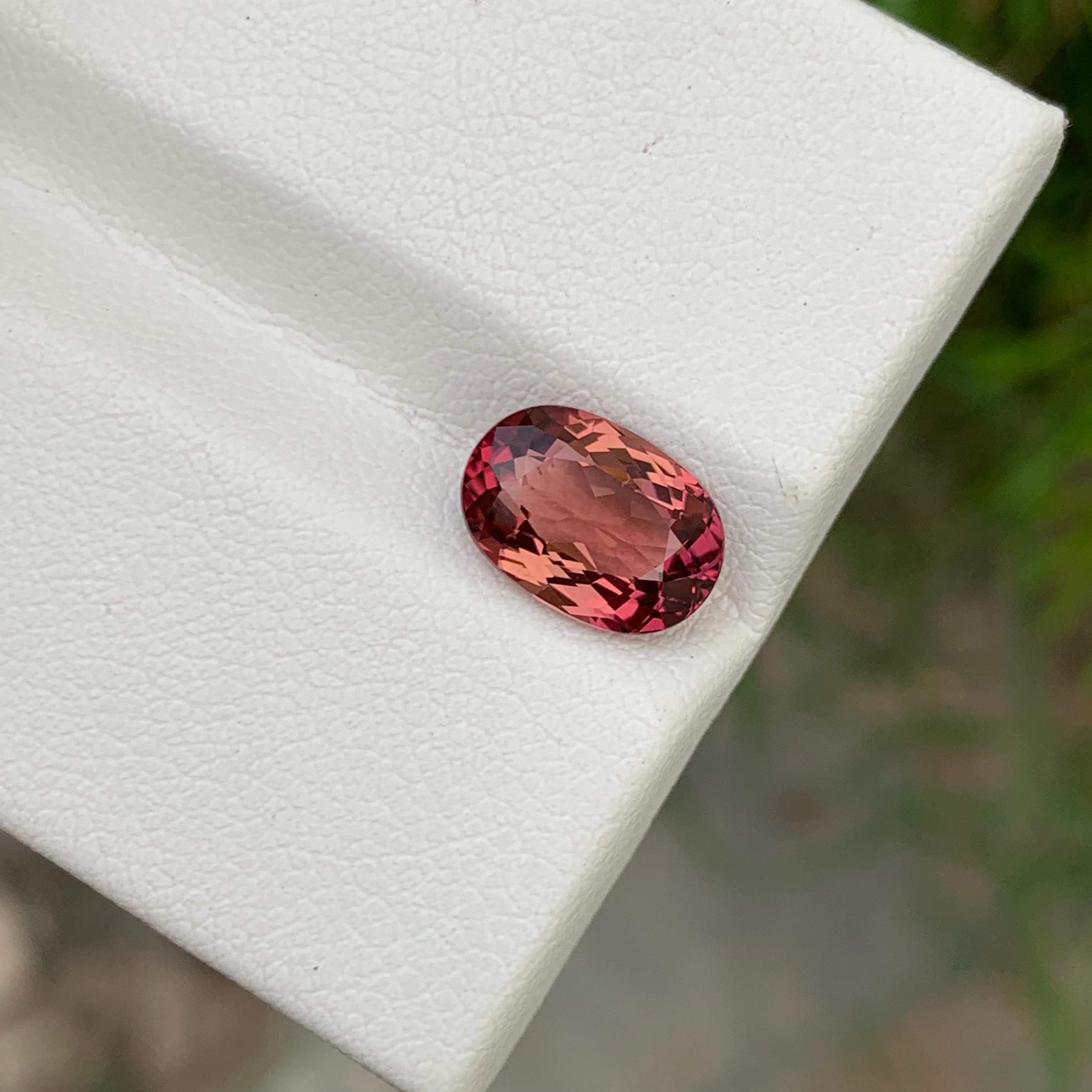 Women's or Men's 2.35 Carats Natural Loose Pink Tourmaline Oval Shape From Congo Mine  For Sale