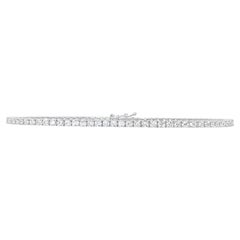 2.35 Carats Total Round Brilliant Cut Diamond Tennis Bracelet in White Gold