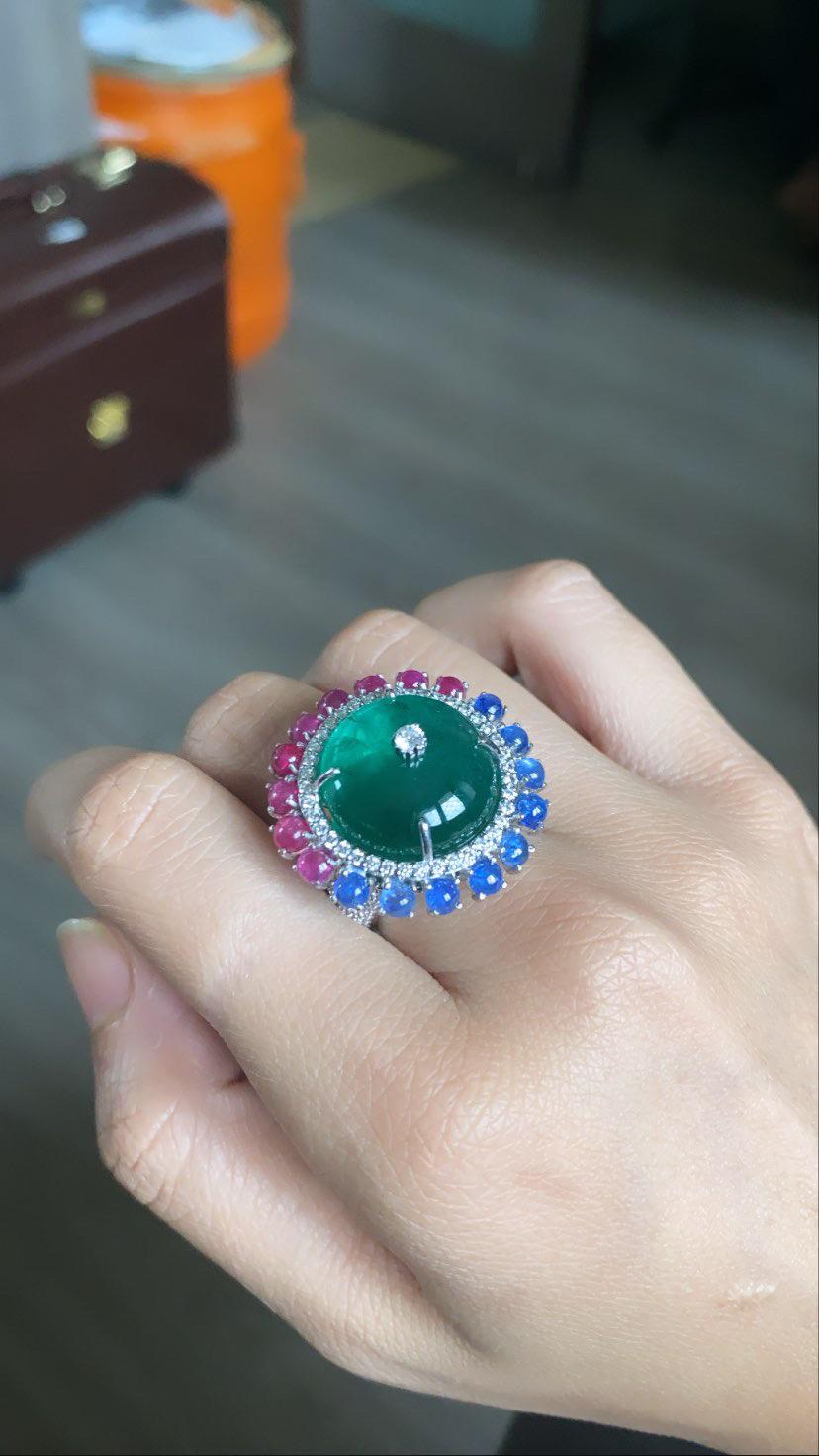 Cabochon 23.58 Carats, Emerald, Blue Sapphire, Ruby & Diamonds Cocktail Ring