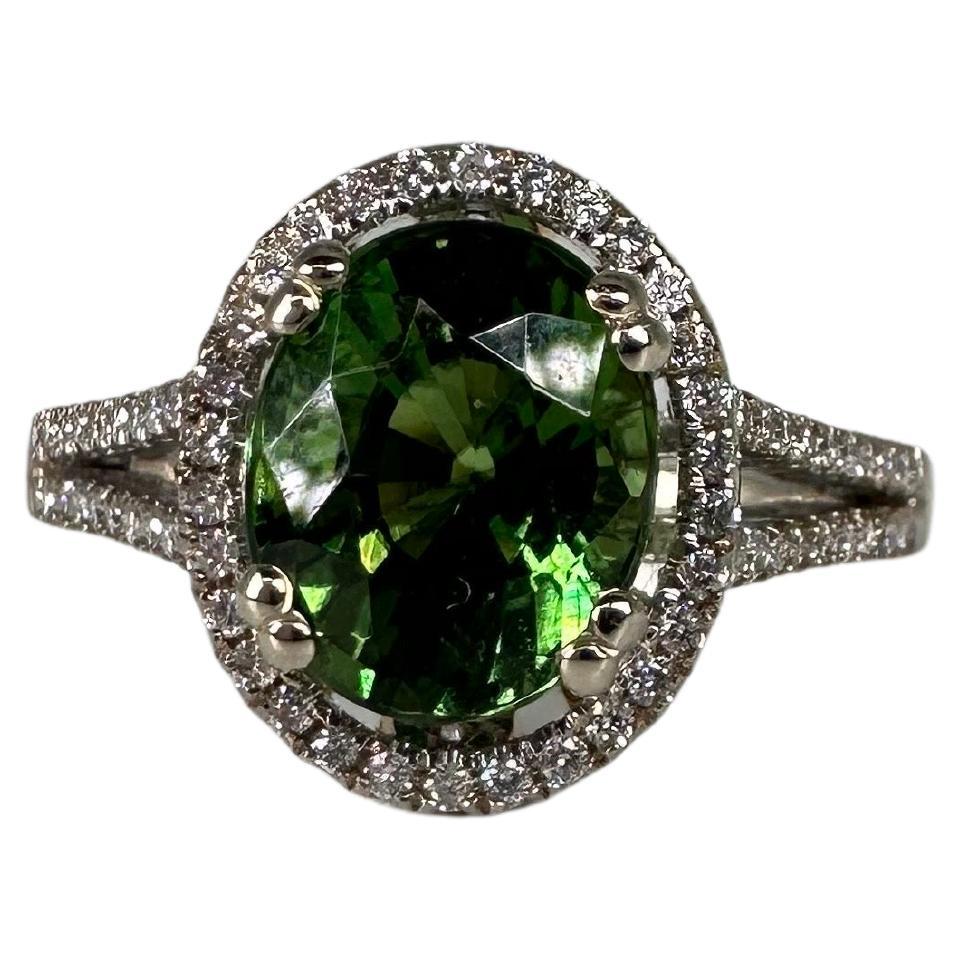 2.35ct Green sapphire diamond ring 14KT gold Victorian design For Sale
