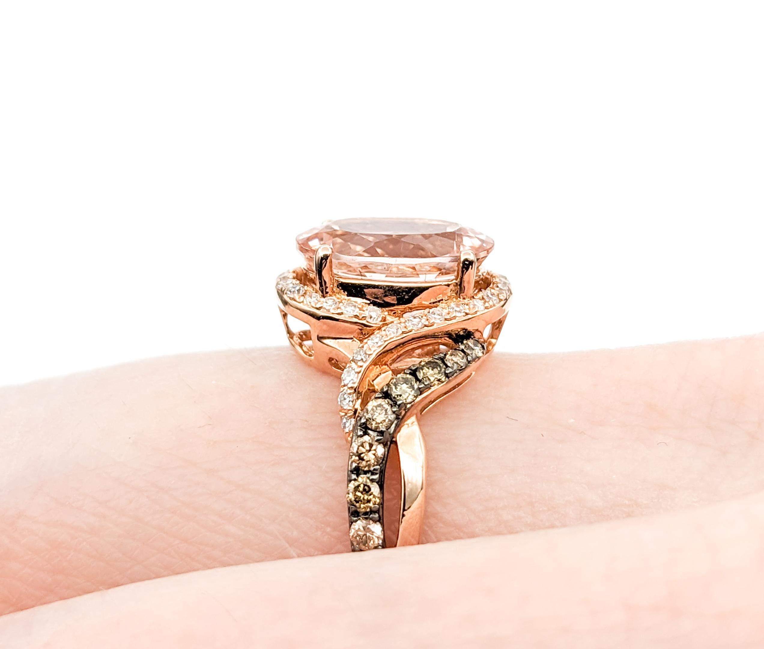 2.35ct Morganite & Diamonds Ring In Rose Gold In Excellent Condition For Sale In Bloomington, MN