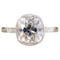 Anello di fidanzamento solitario con diamante vecchio taglio cuscino da 2,35 ct.
