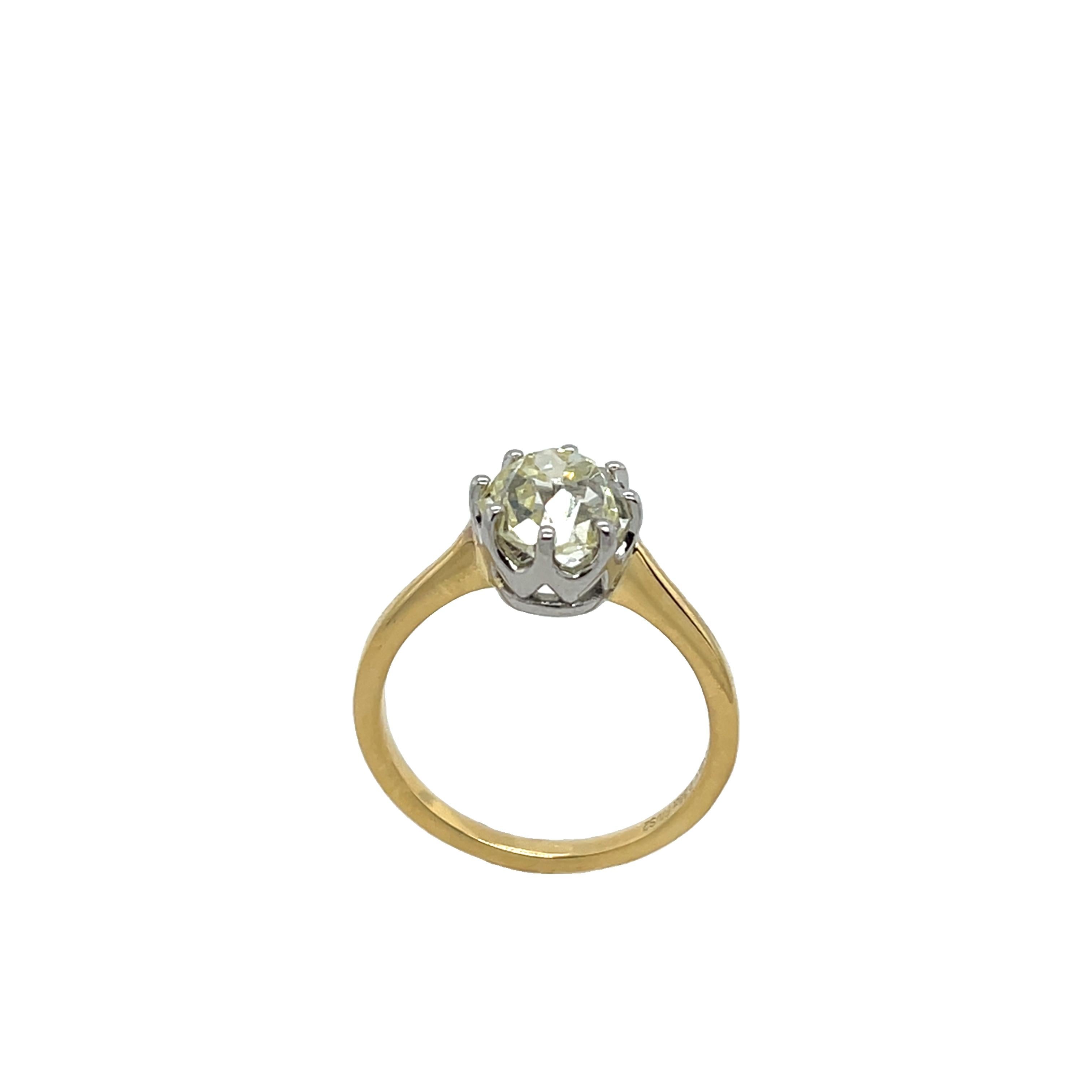 Bague en or 18ct avec diamant naturel de couleur jaune de 2,35 ct de taille ancienne Unisexe en vente