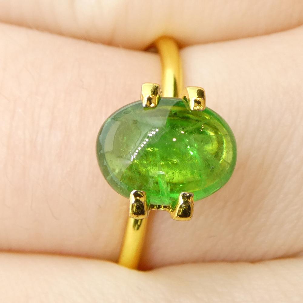 2.35 Karat ovaler Cabochon Grüner Tsavorit Granat aus Kenia, unerhitzt im Angebot 4