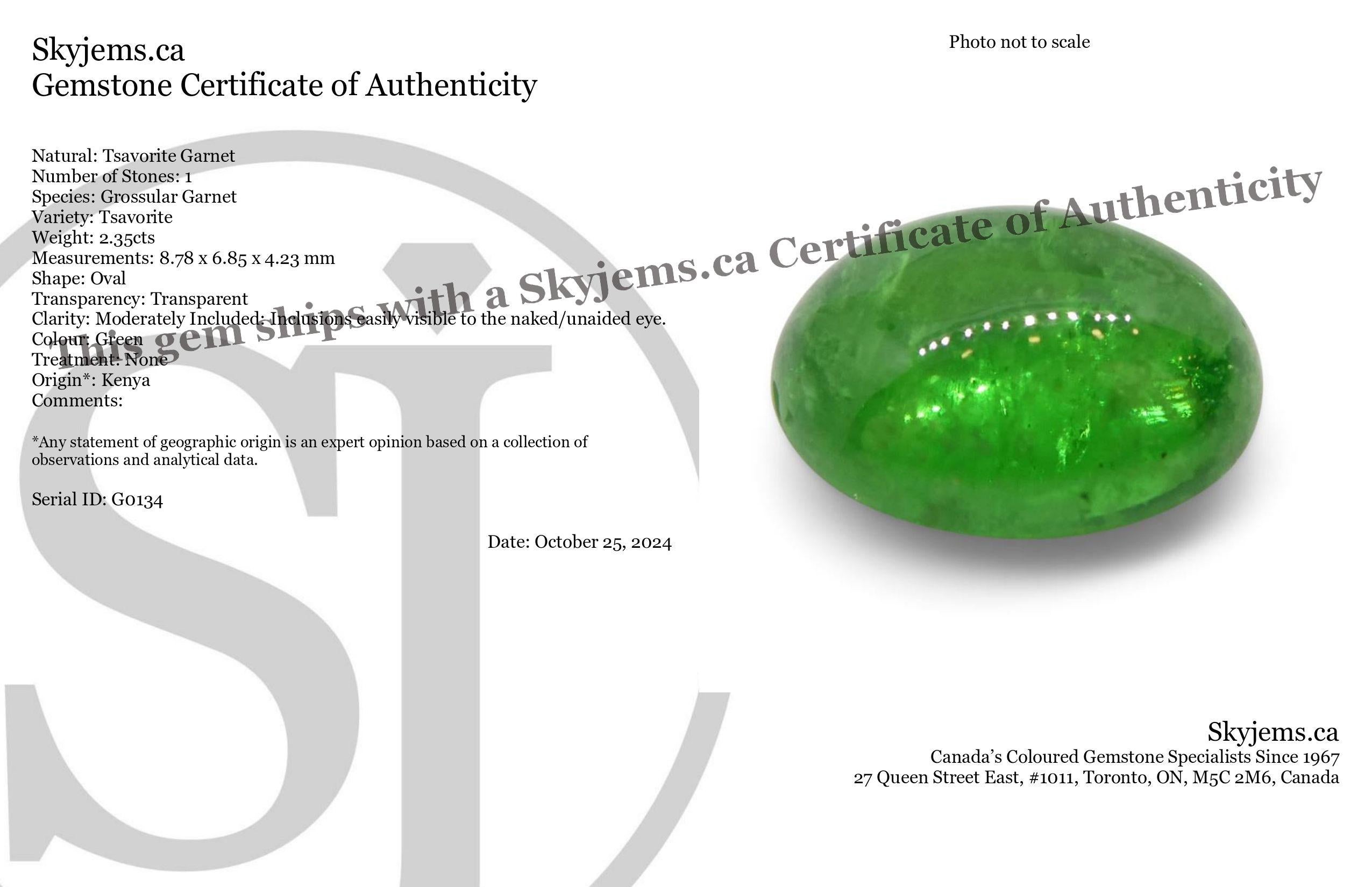 Descrizione:

Tipo di gemma: Granato di Tsavorite 
Numero di pietre: 1
Peso: 2,35 carati
Misure: 8,78 x 6,85 x 4,23 mm
Forma: Ovale
Stile di taglio Corona: 
Stile di taglio del padiglione:  
Trasparenza: Trasparente
Chiarezza: Moderatamente Incluso: