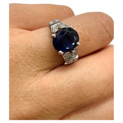 2,35ct Bague saphir ovale en platine gravée à la main