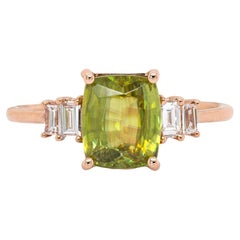 2,35cts, 8x6mm Sphene Ring mit natürlichen Diamant-Akzenten: 14K Massiv Rose Gold