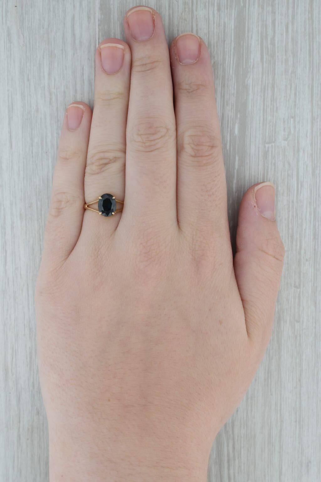 Bague de fiançailles solitaire en or jaune 18 carats avec saphir bleu de 2,35 carats, taille 7,75 en vente 4