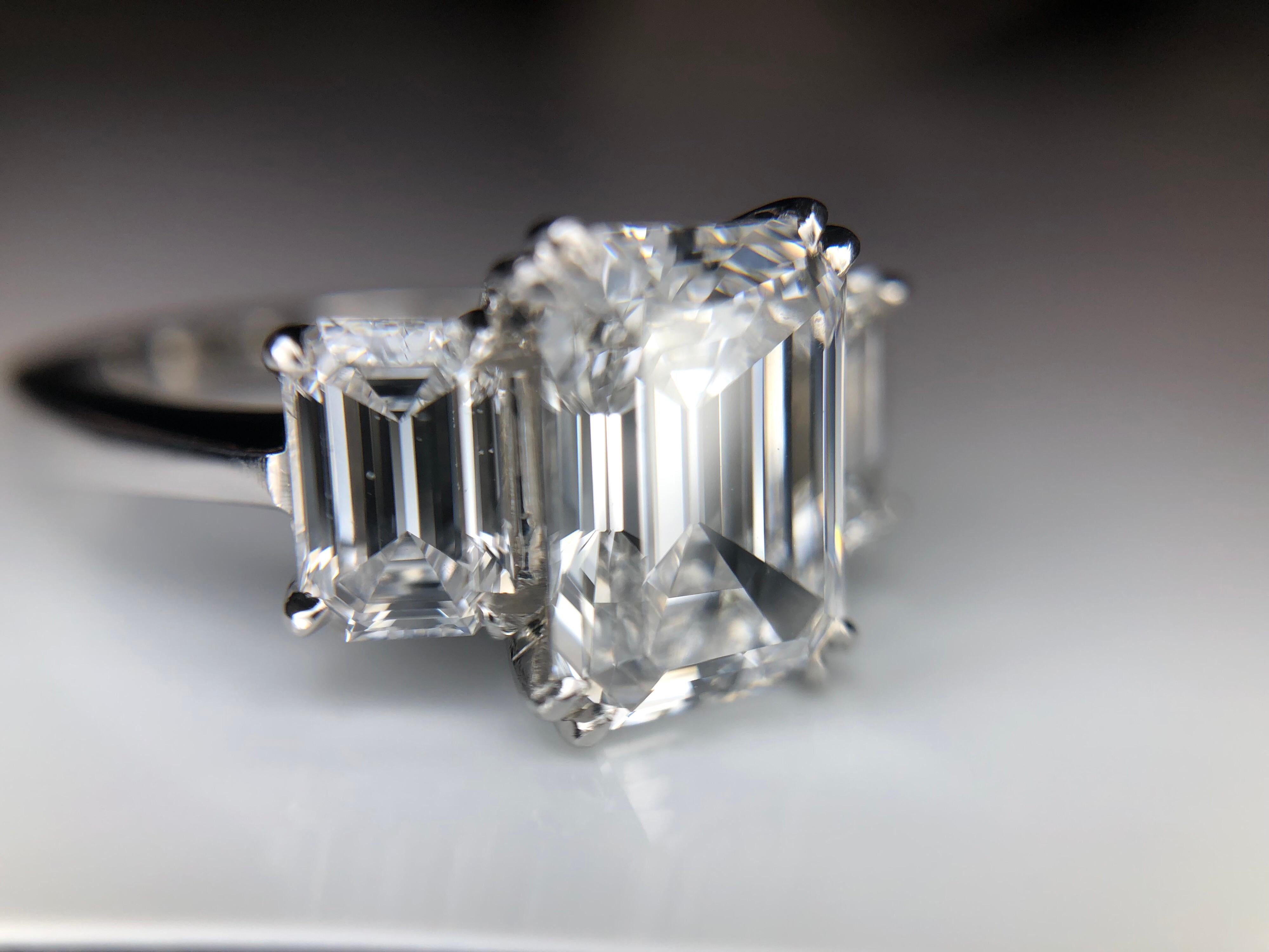 vvs2 emerald cut diamond