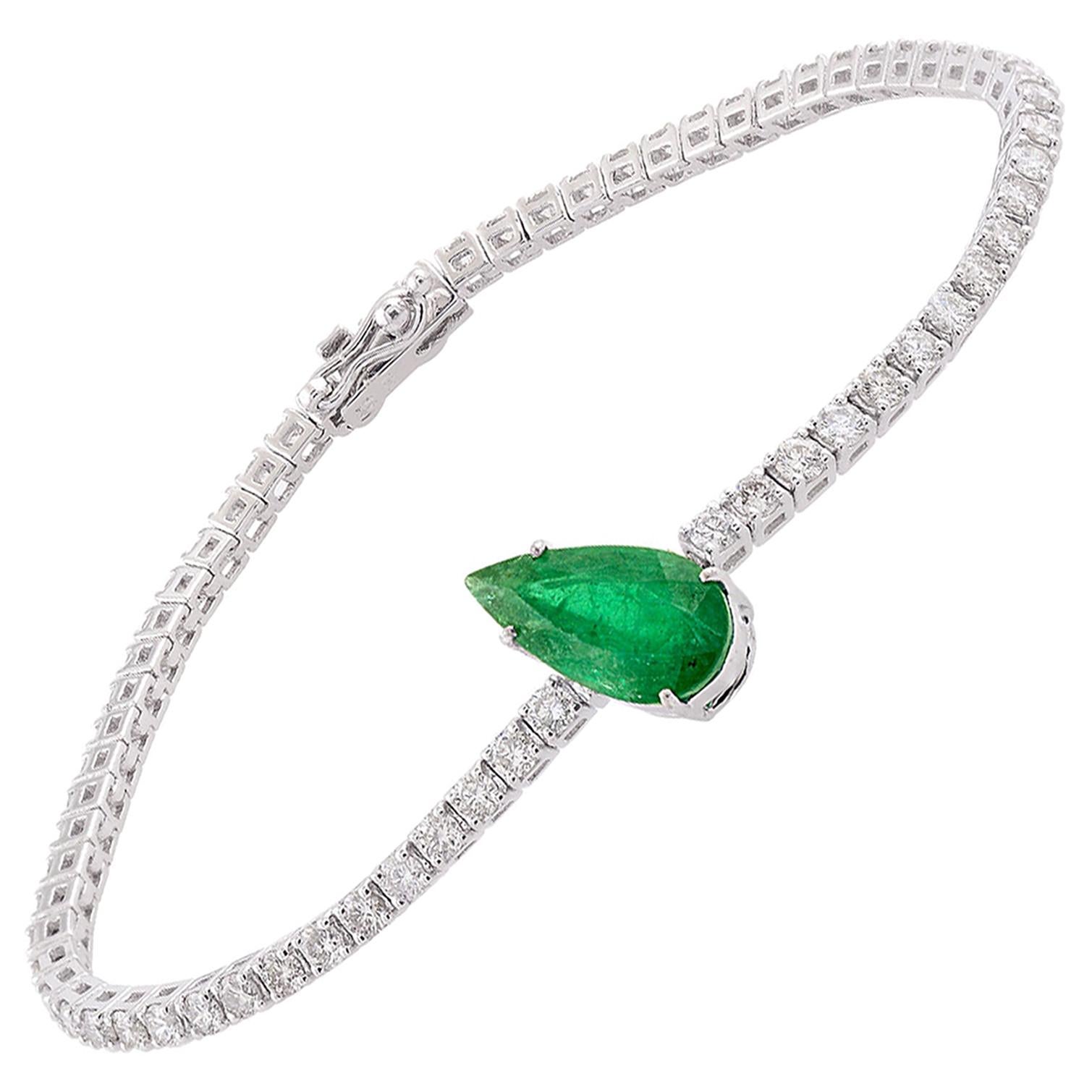 2.36 Carat Emerald Diamond 14 Karat Gold Tennis Bracelet For Sale