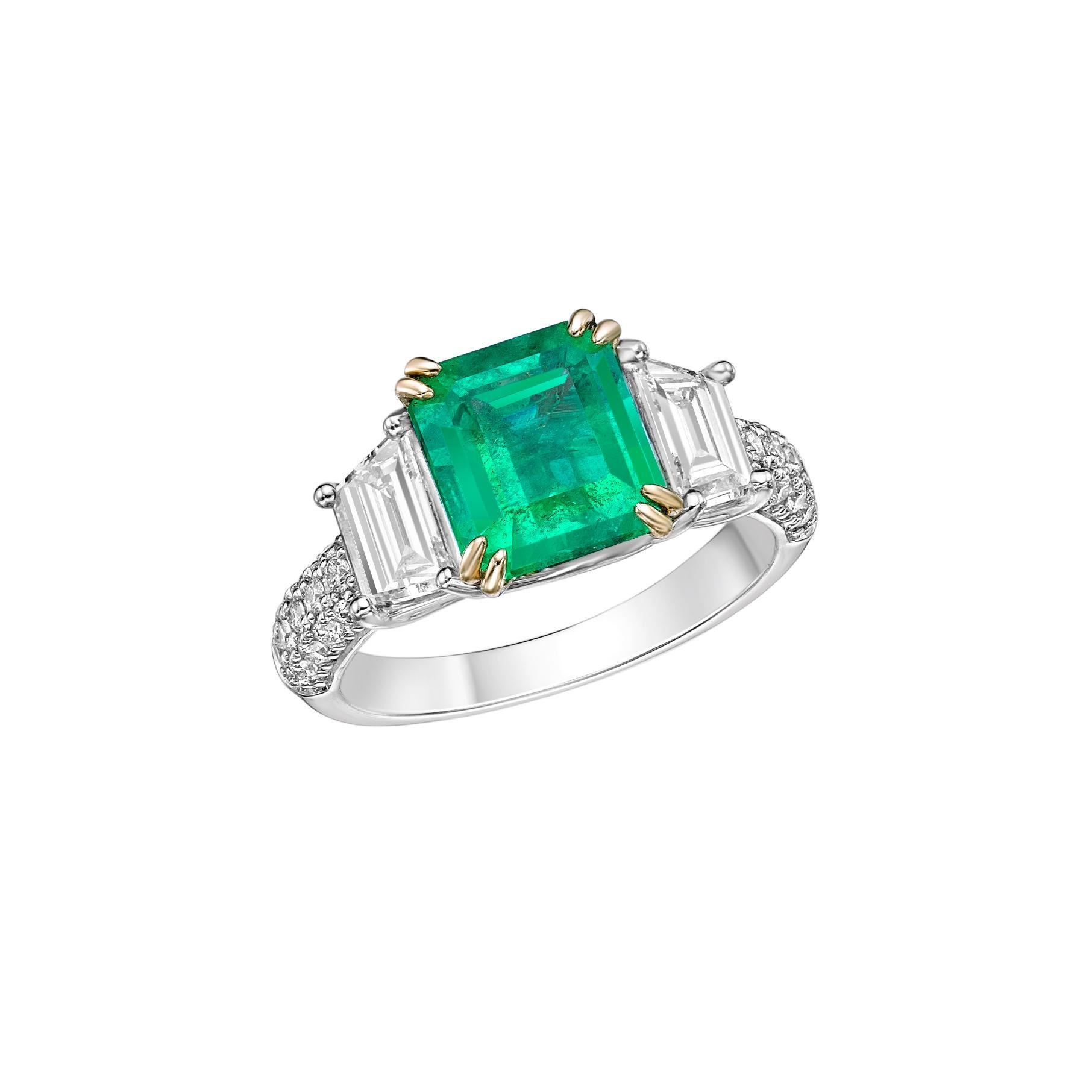 2.36 Carat Emerald Fancy Ring in 18Karat White Yellow Gold with White Diamond. In New Condition For Sale In Hong Kong, HK