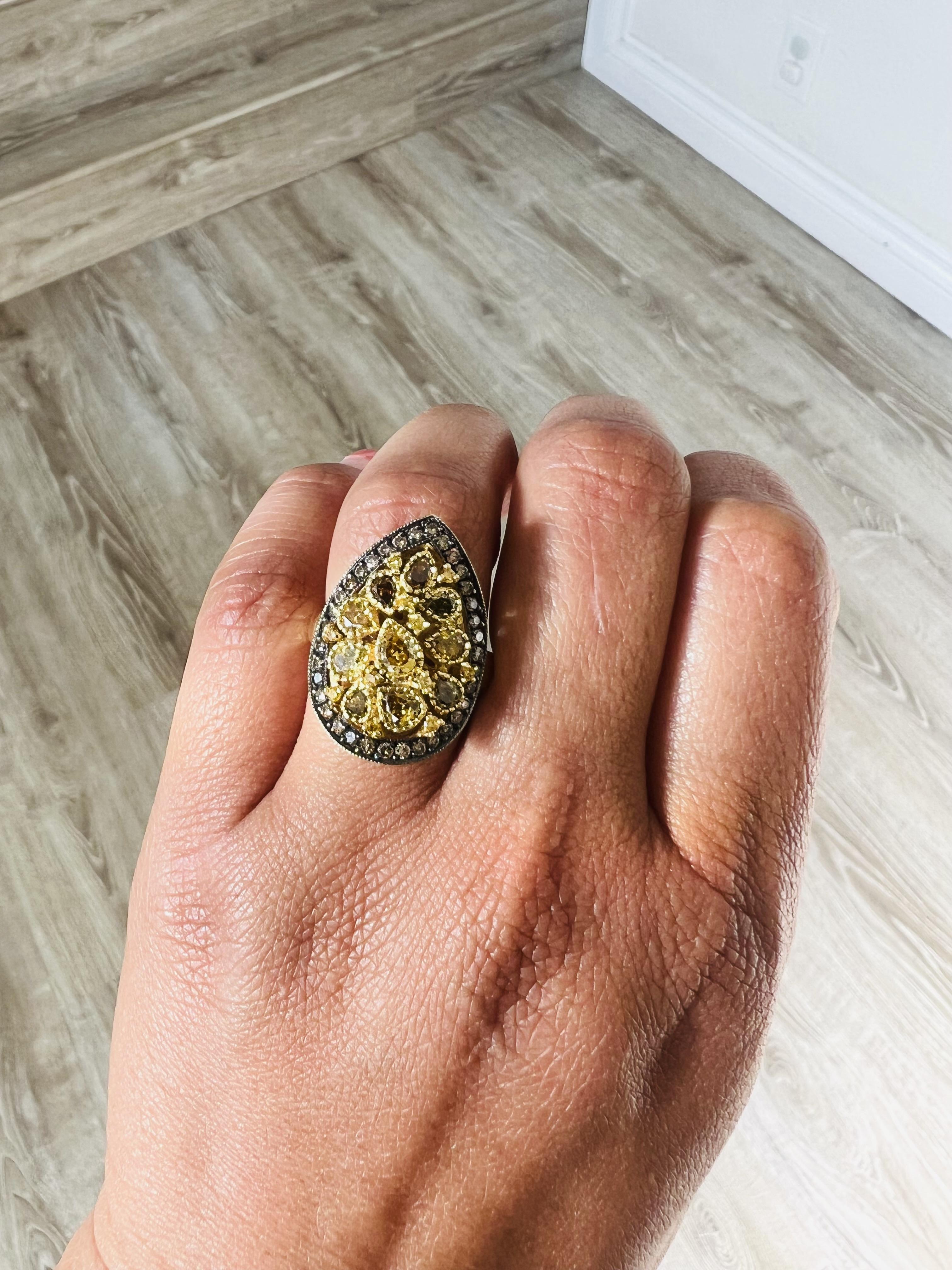 2.36 Carat Natural Fancy Color Diamond Yellow Gold Cocktail Ring In New Condition For Sale In Los Angeles, CA