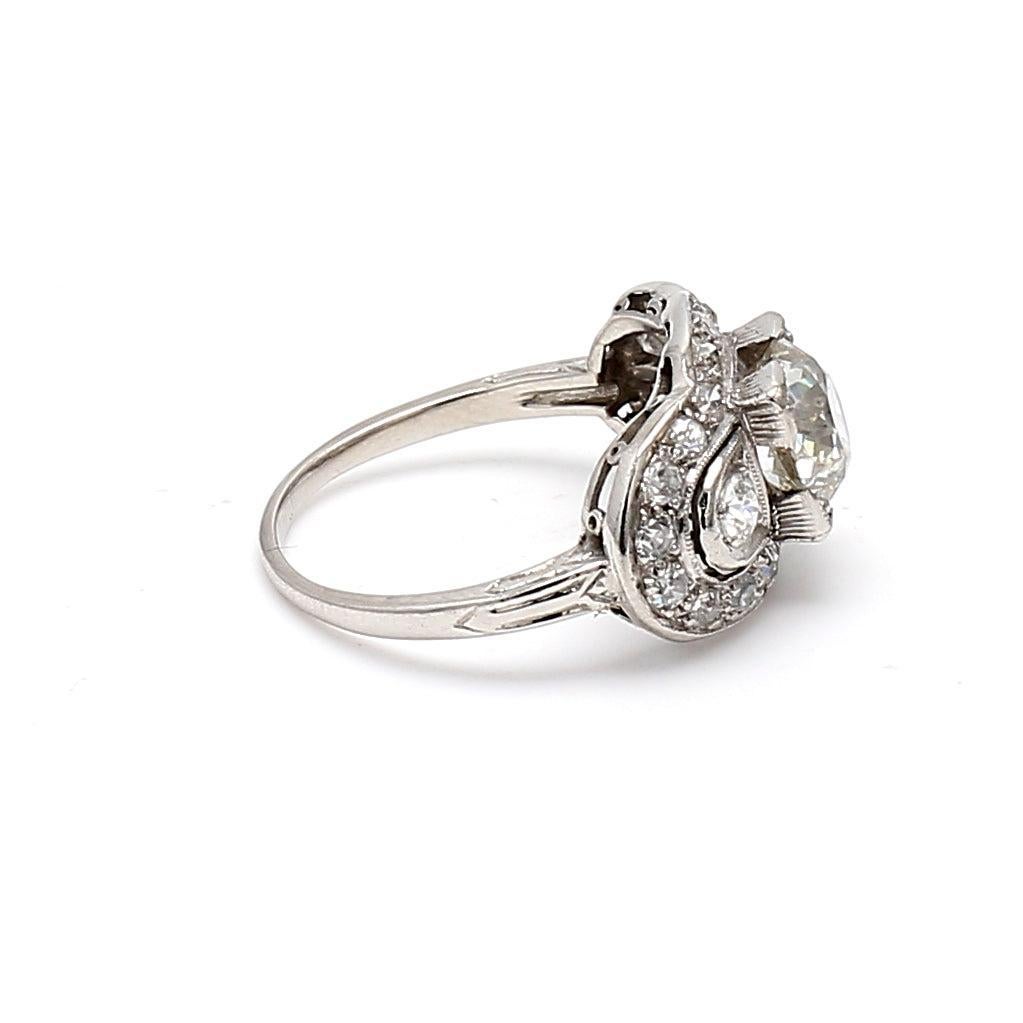 2.36 Carat Old European Cut and Round Diamond Platinum Engagement Ring In Good Condition For Sale In New York, NY