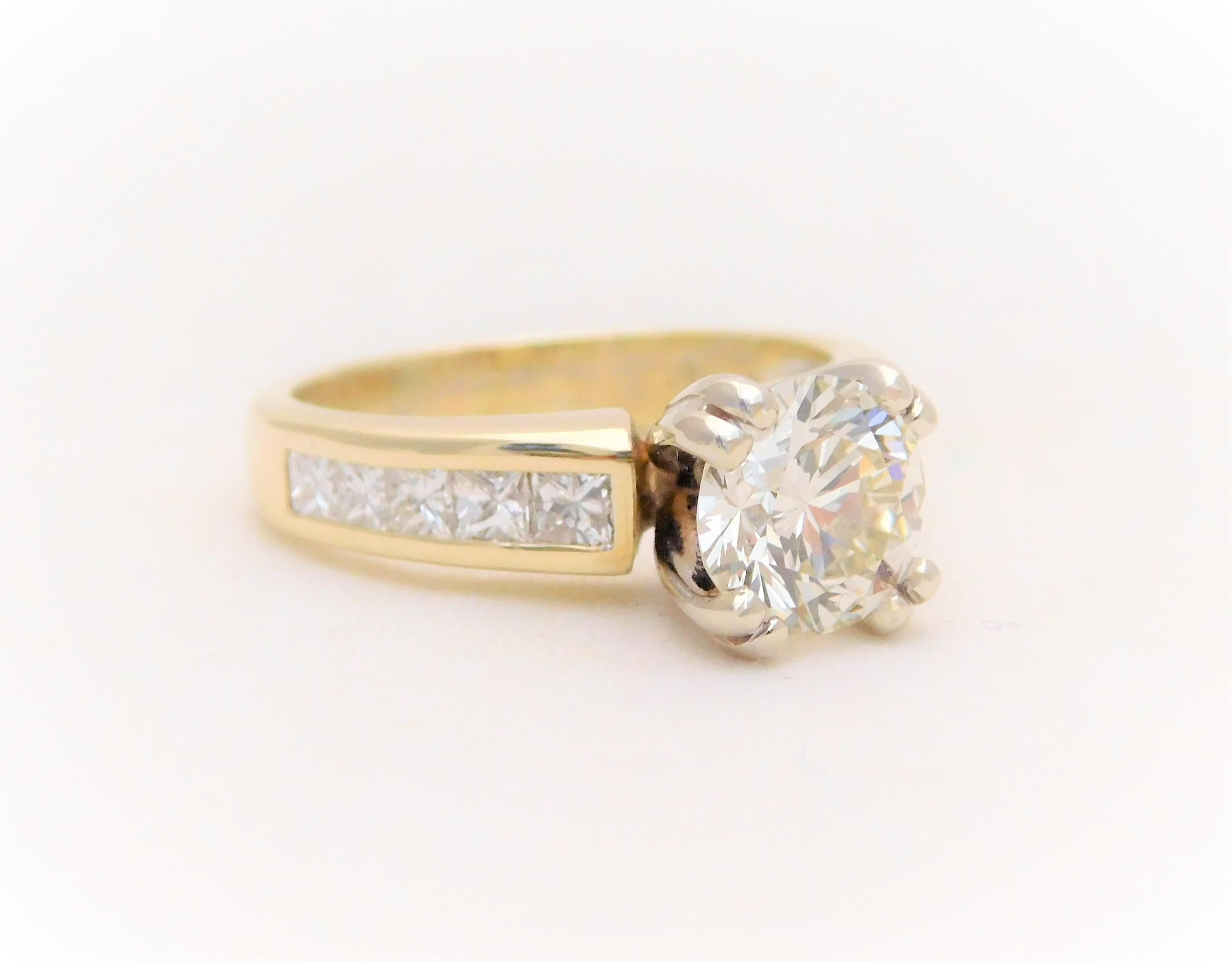 2.36 Carat Vintage Diamond Engagement Ring 3