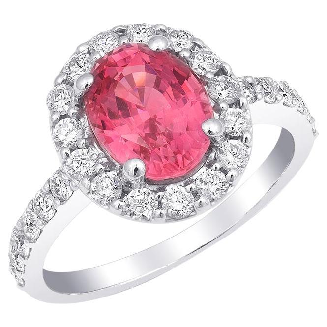 2.36 Carats Spinel Diamonds set in 14K White Gold Ring For Sale