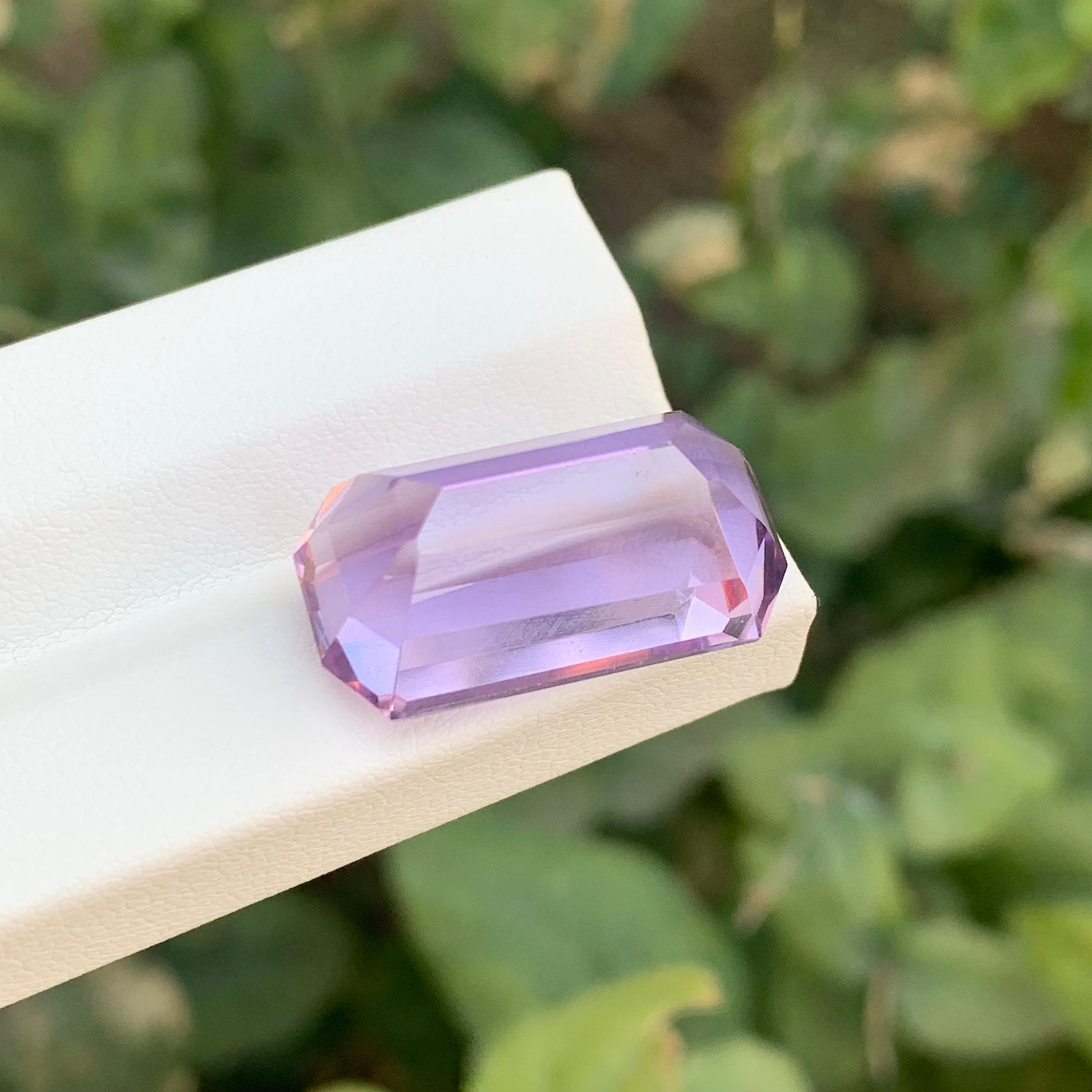 23.60 Carats Natural Loose Purple Amethyst Emerald Cut Gemstone In New Condition For Sale In Brisbane, AU