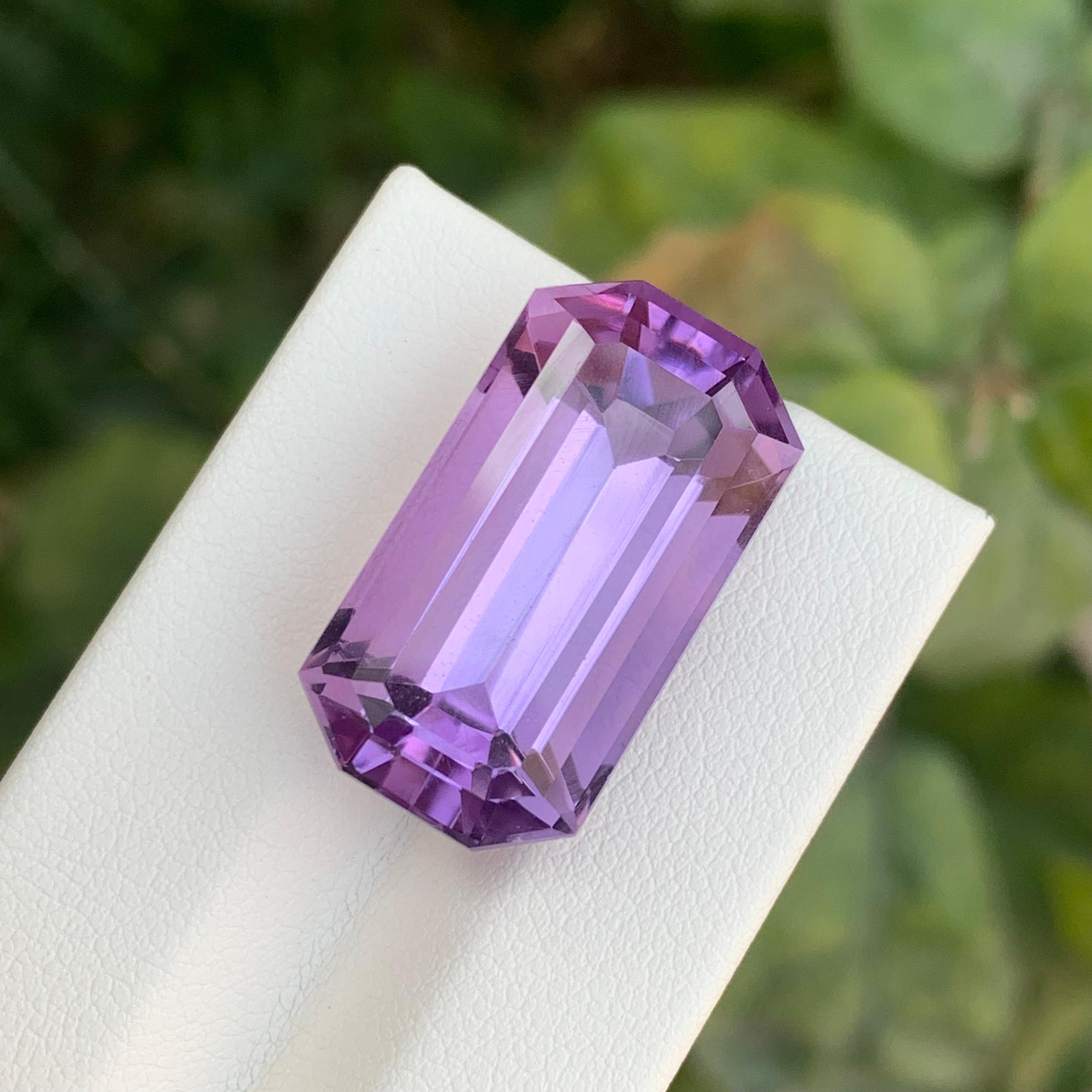23.60 Carats Natural Loose Purple Amethyst Emerald Cut Gemstone For Sale 4
