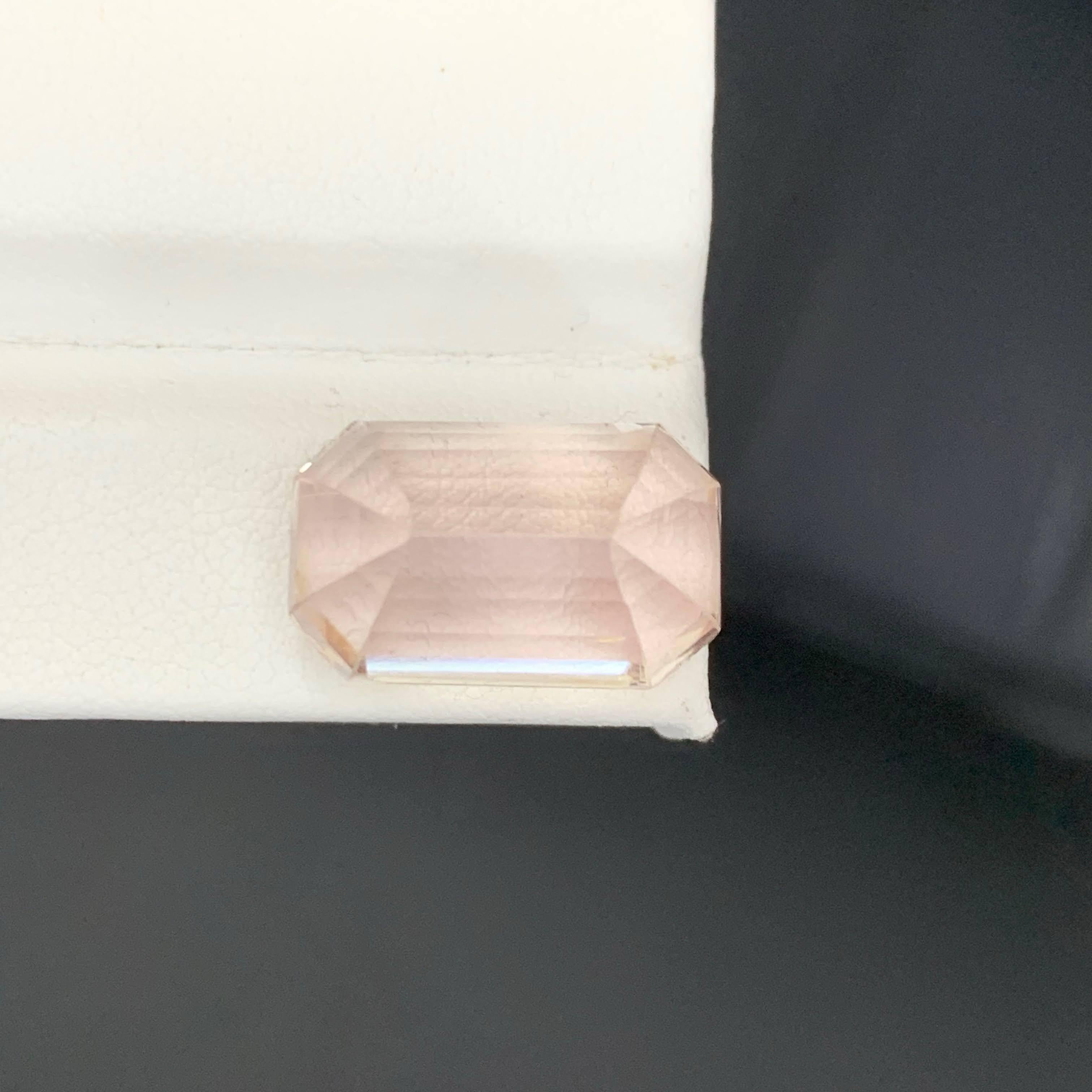 23.65 Carat Natural Loose Pink Kunzite Stone Emerald Cut Afghan Gemstone (pierre précieuse afghane) en vente 3