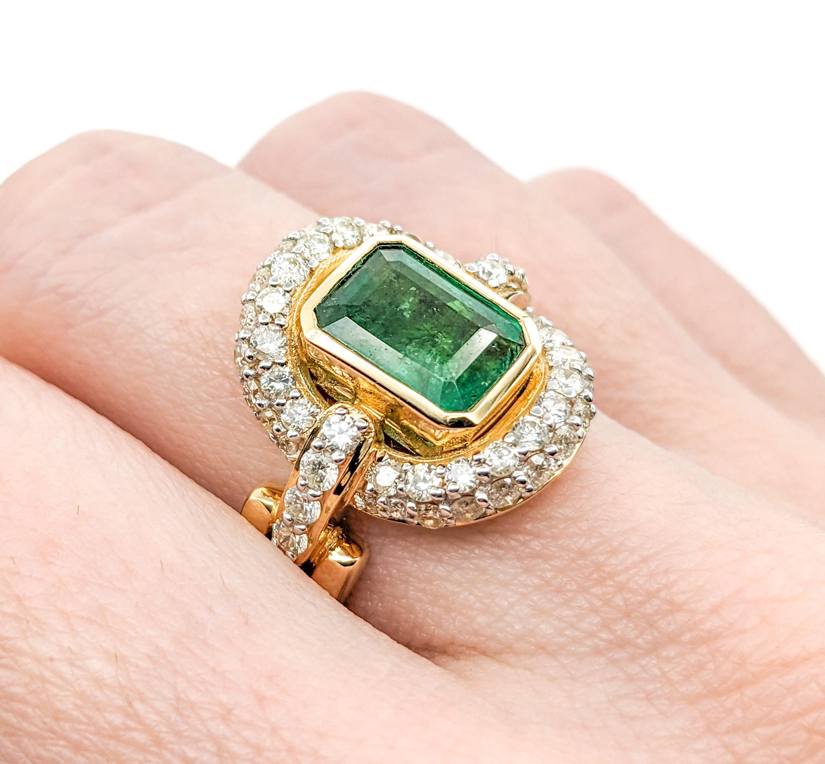 2.36ct Emerald & 1.21ctw Diamond Ring In Yellow Gold For Sale 6