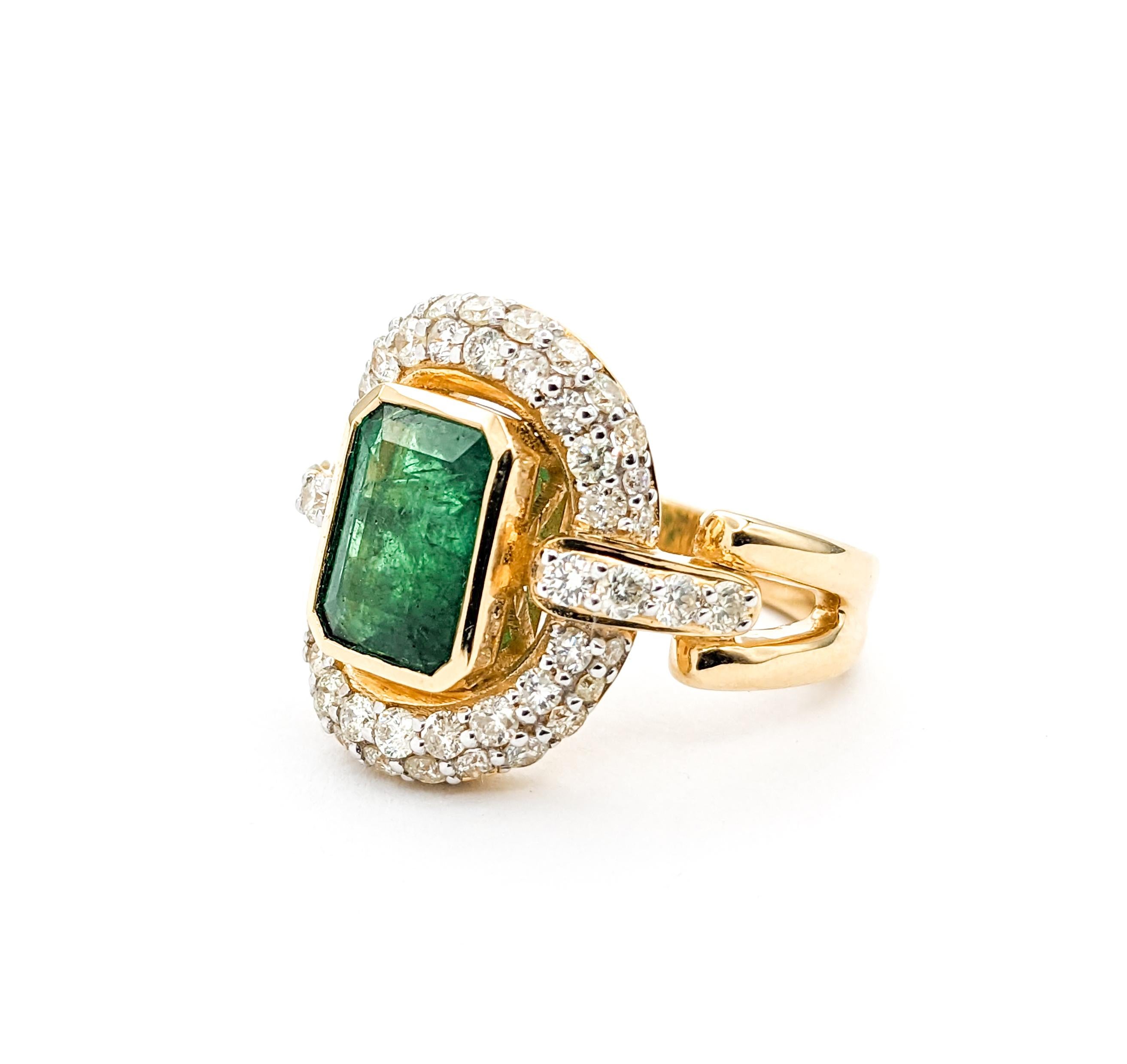 2.36ct Emerald & 1.21ctw Diamond Ring In Yellow Gold For Sale 1