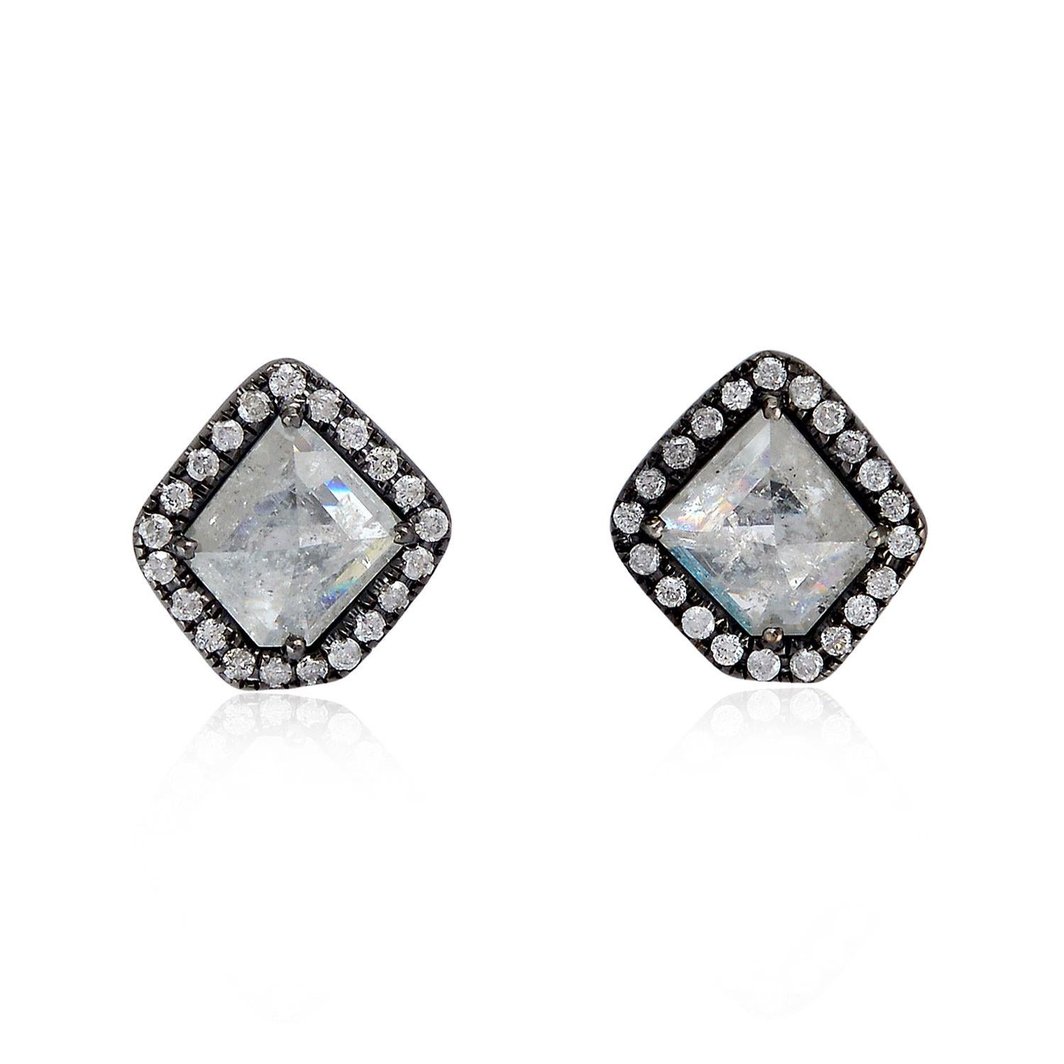 Taille mixte 2.36ct Minimal Diamond Studs Made In 18k White Gold en vente